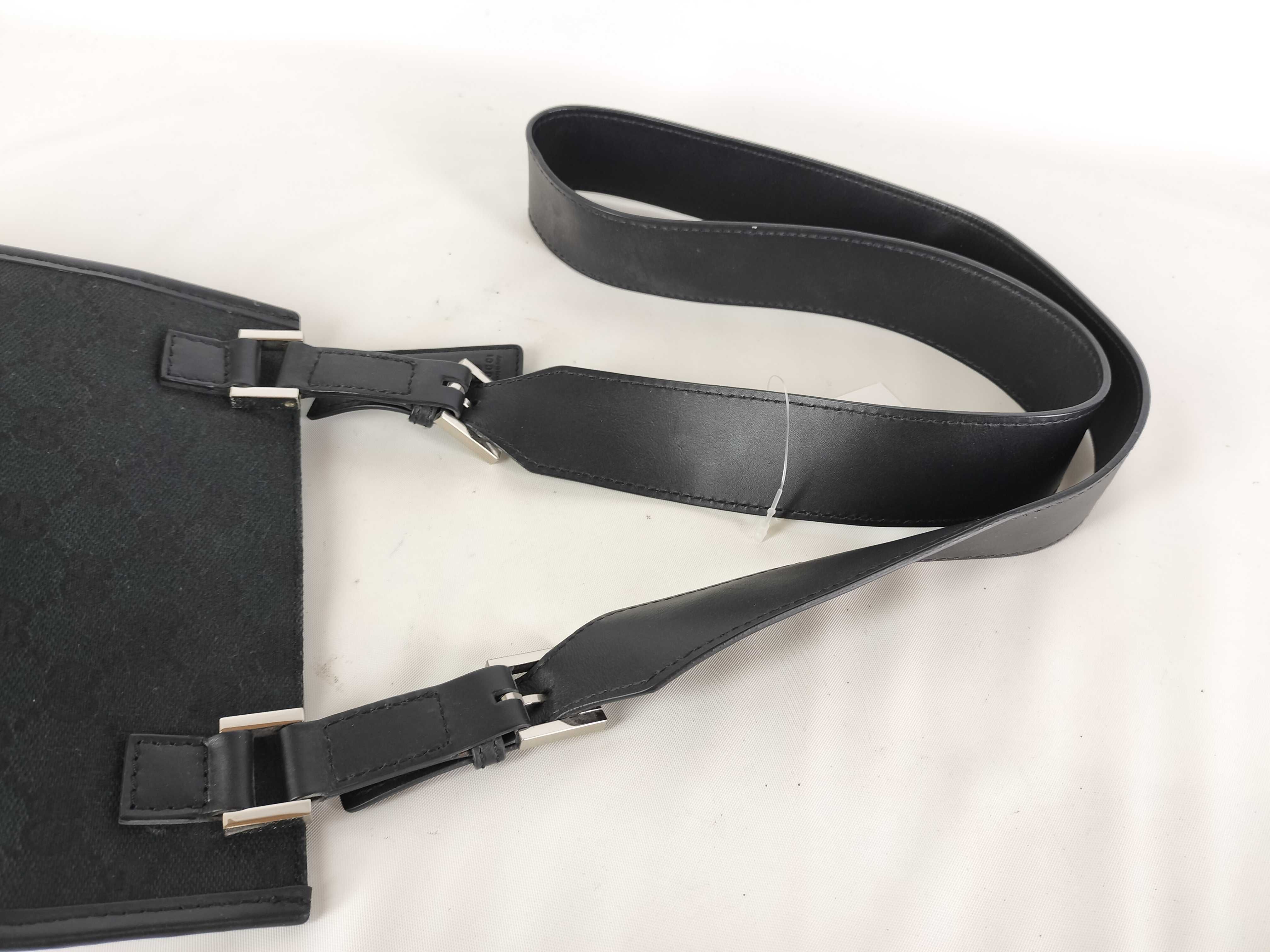 GG Canvas 92562 Shoulder Bag — view 7