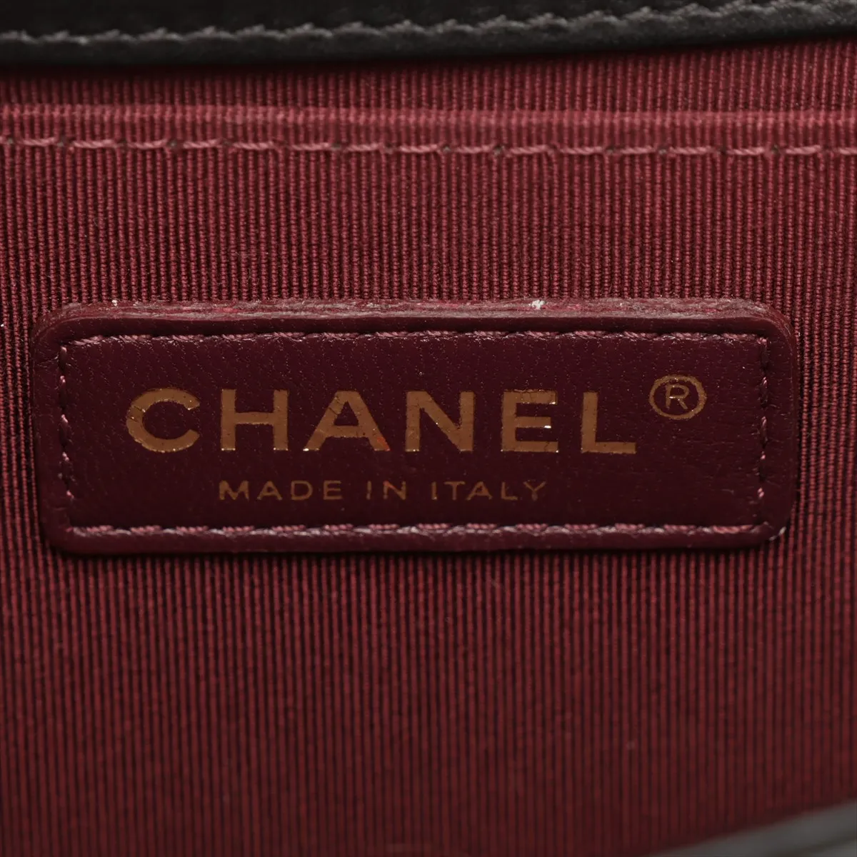 Boy Chanel 25 Leather Chain Shoulder Bag, V-stitch Chevron, Black with Gold Hardware, 22470125, Serial Number 22, A67086 — view 8