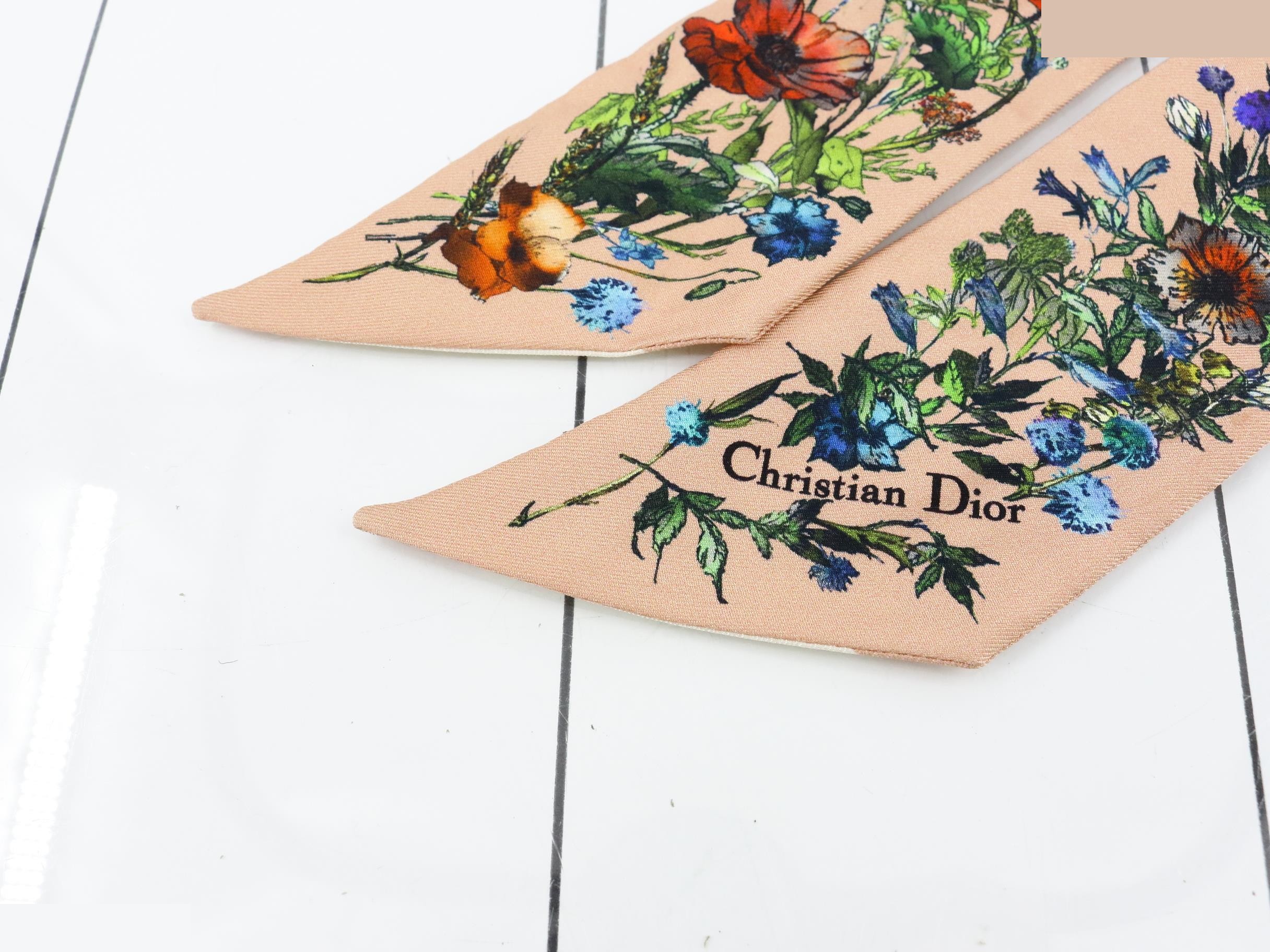 Flower motif twilly scarf — view 3