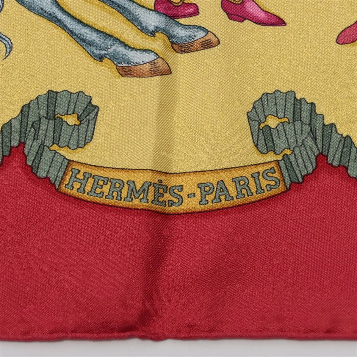 Carre 90 LES FETES DU ROI SOLEIL Celebration of the Sun King Scarf Silk Red Tag — view 6