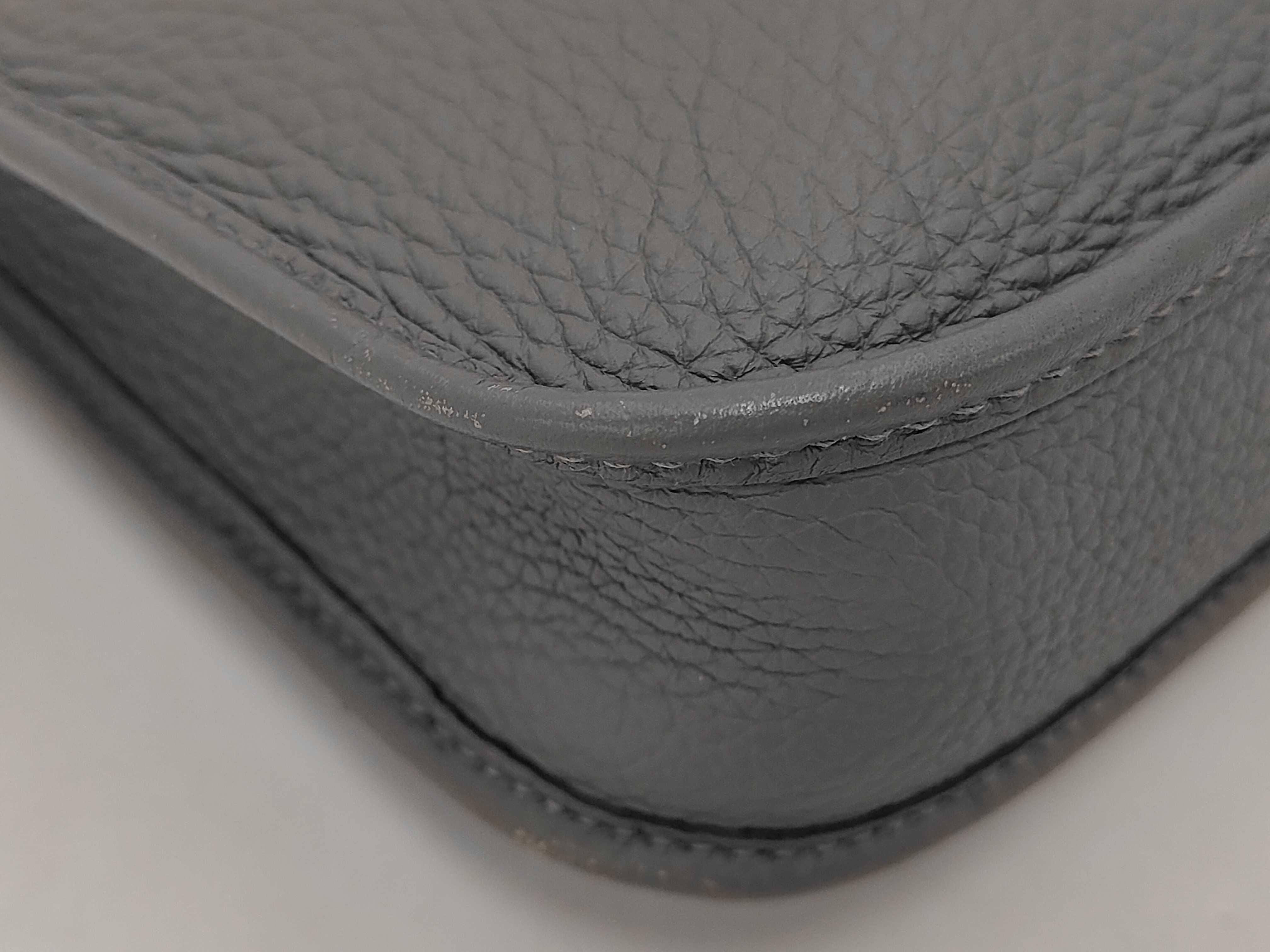 Evelyne Grey B Shoulder Bag — view 3