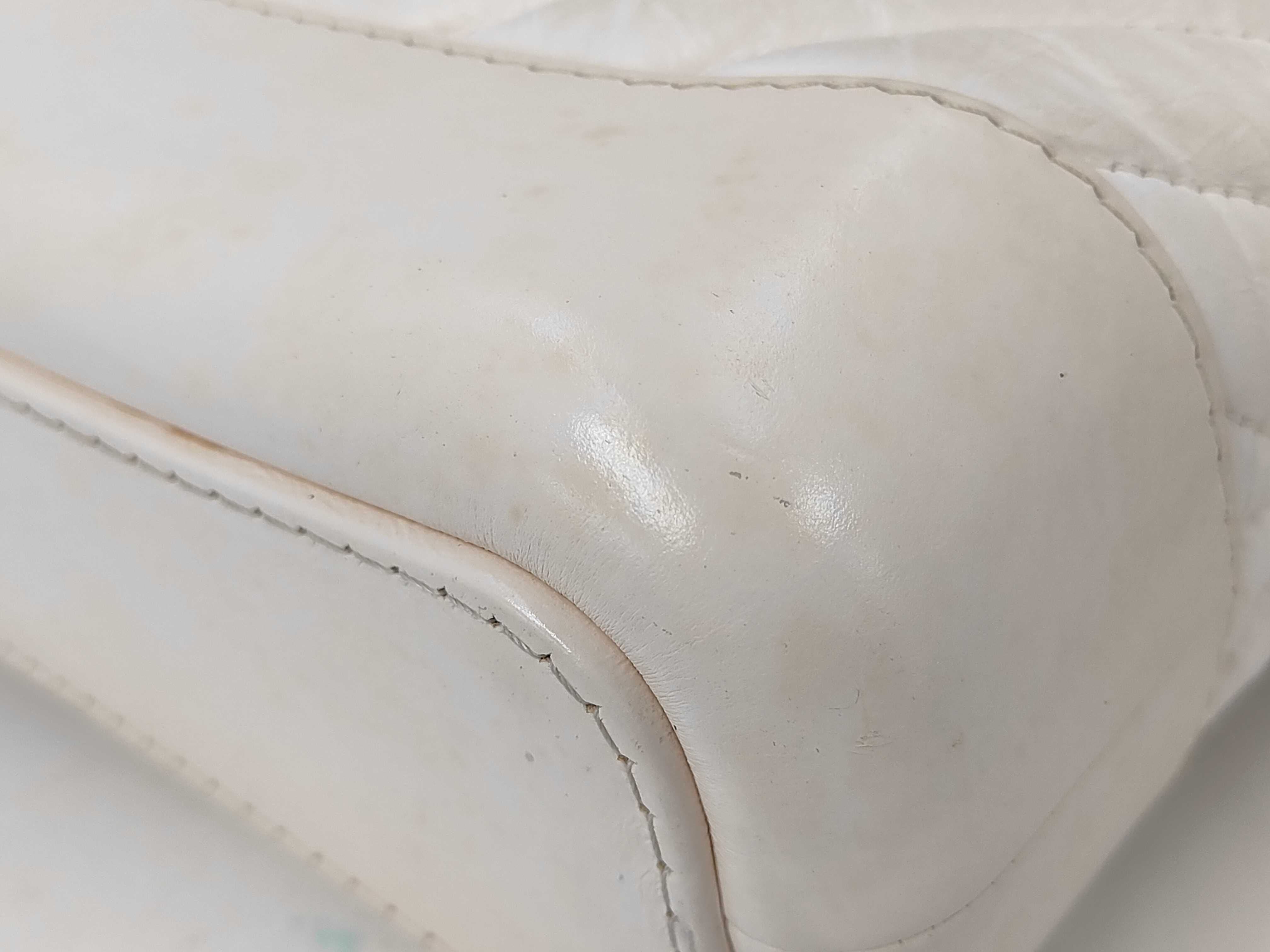 Gabrielle de Small, serial number 29, calfskin, white, gold and silver hardware, shoulder bag — view 4