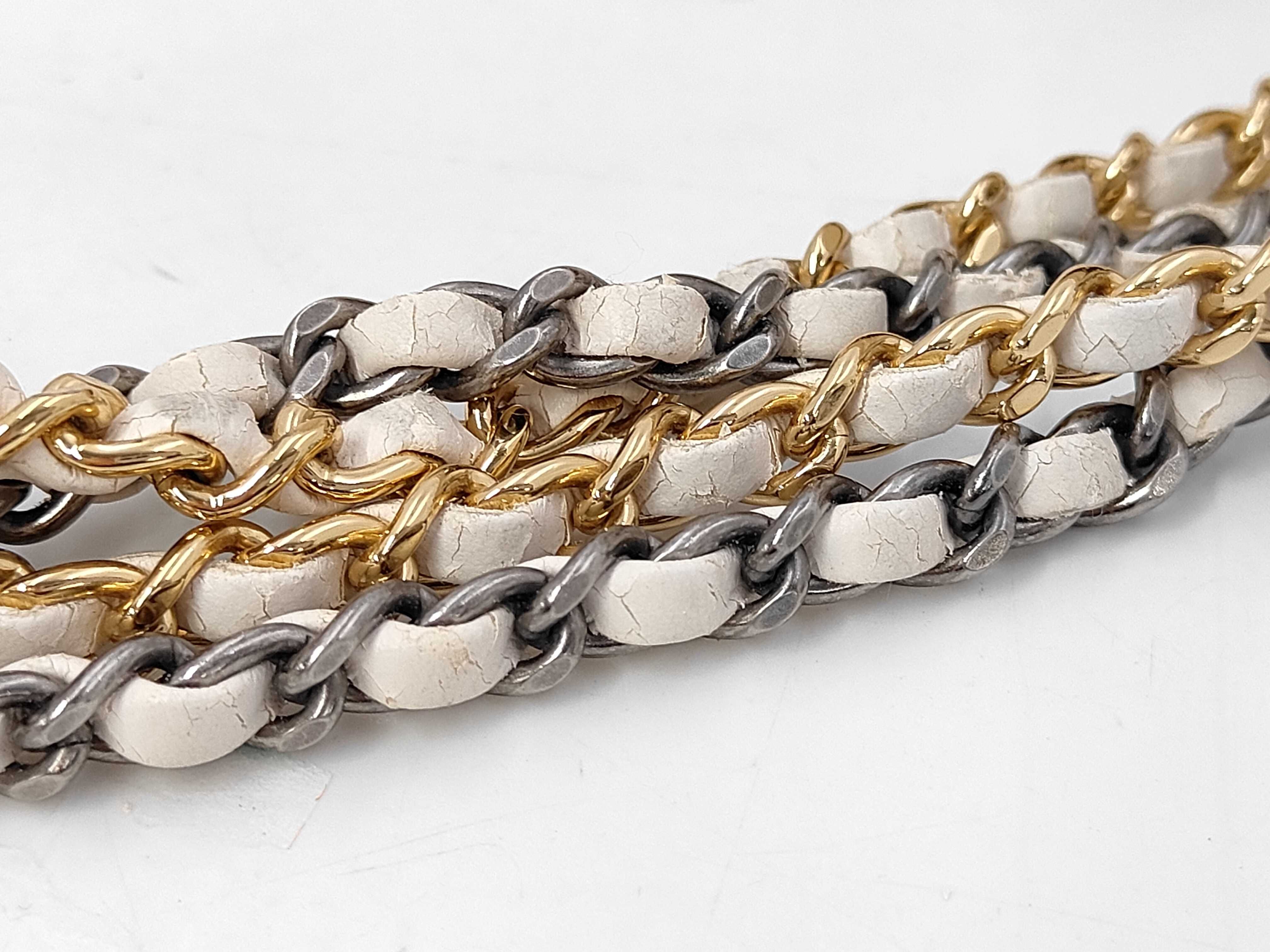 Gabrielle de Small, serial number 29, calfskin, white, gold and silver hardware, shoulder bag — view 7