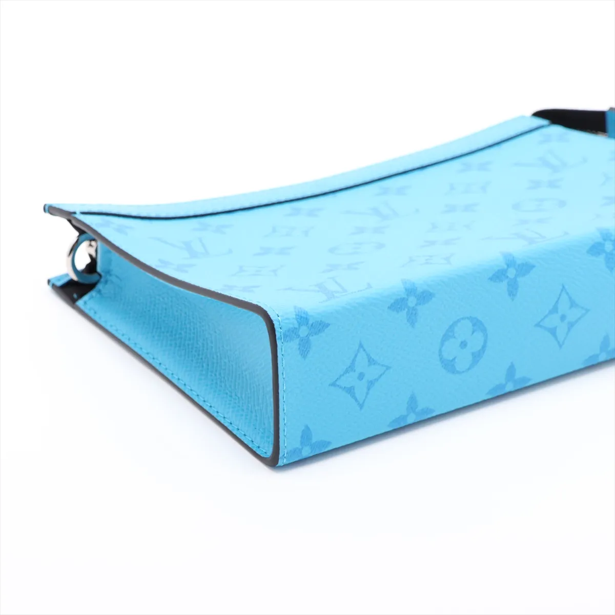 Taigarama Gaston Wearable Wallet M83099 Blue (Strap not included) — view 4