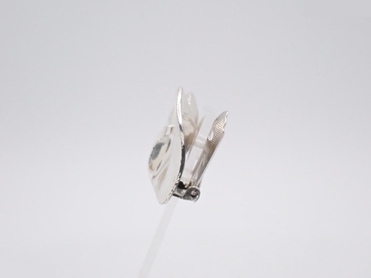 Earrings — view 3