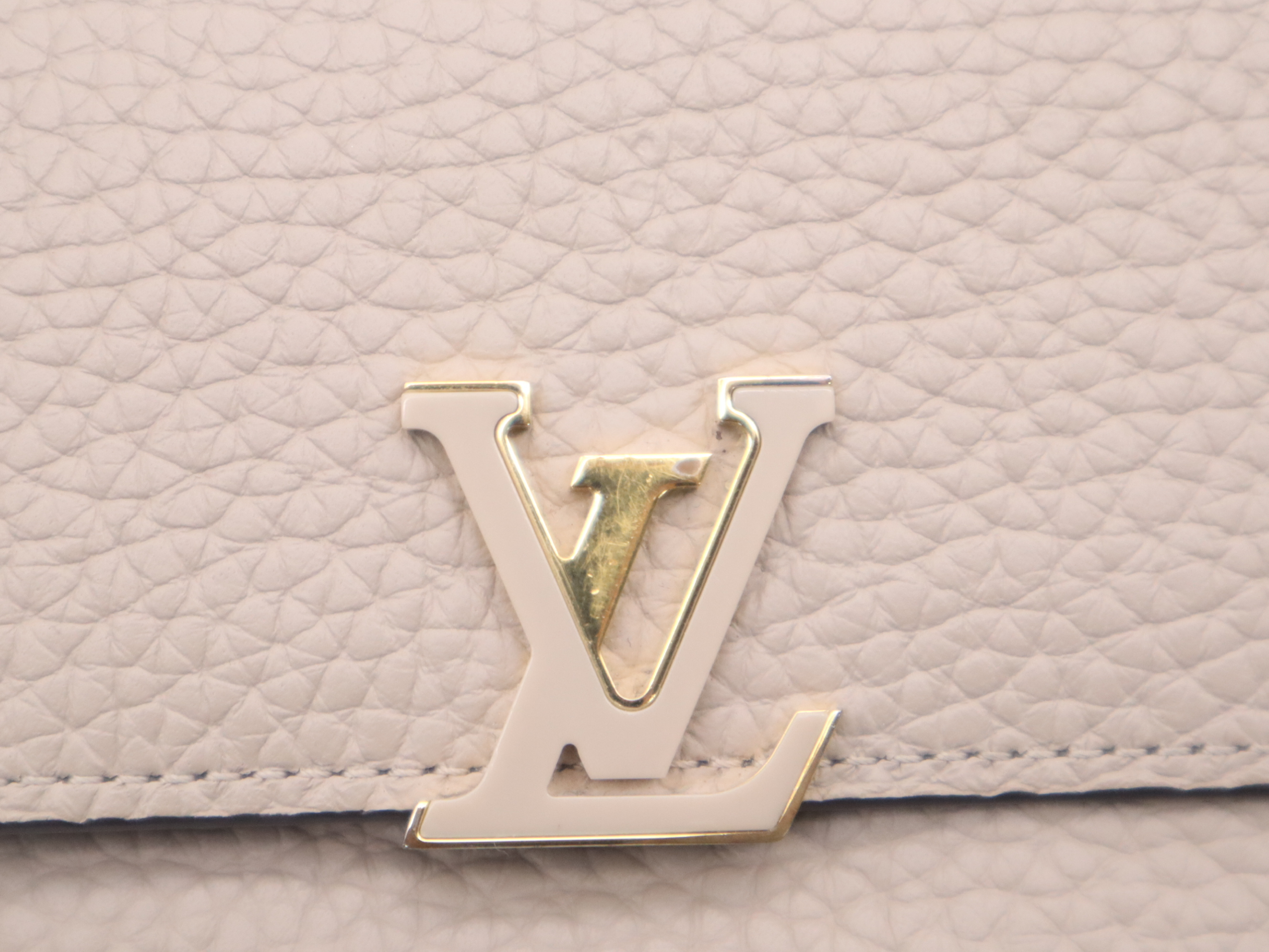 M62159 Taurillon Leather Portefeuille Capucines Compact Beige Wallet — view 8