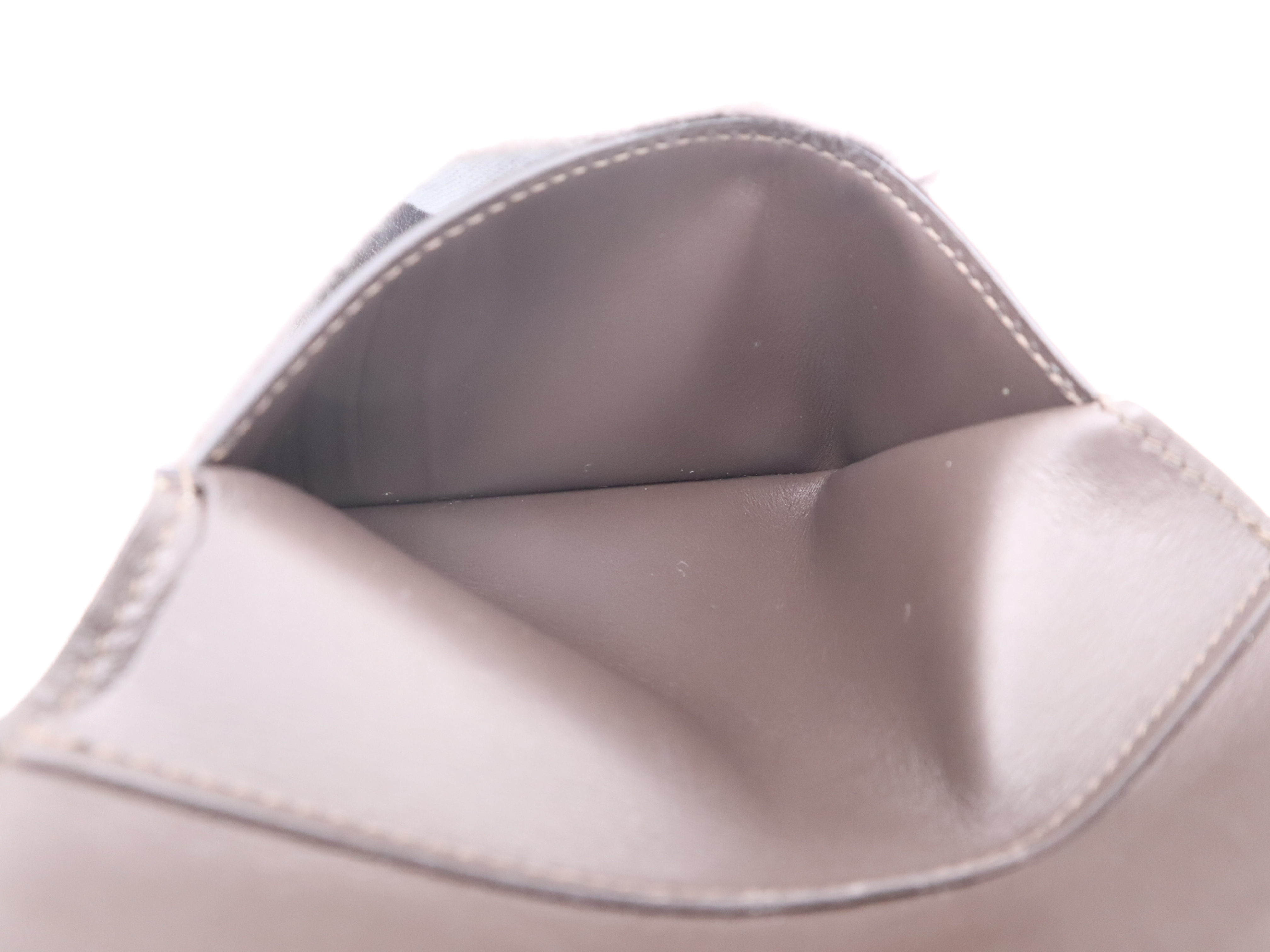 M62159 Taurillon Leather Portefeuille Capucines Compact Beige Wallet — view 10