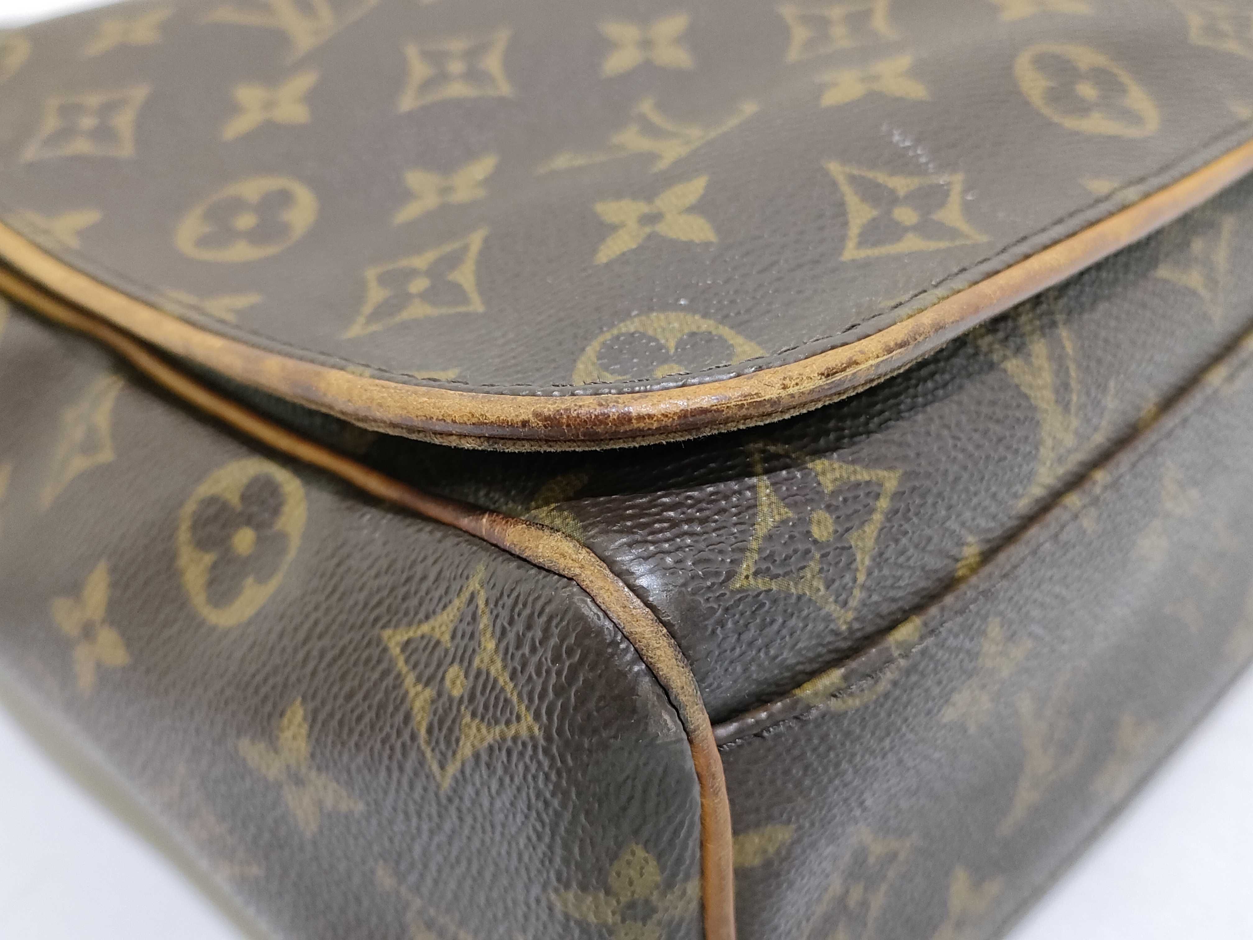 Monogram Louis Vuitton Brown Monogram M45257 Abesses Shoulder Bag — view 6
