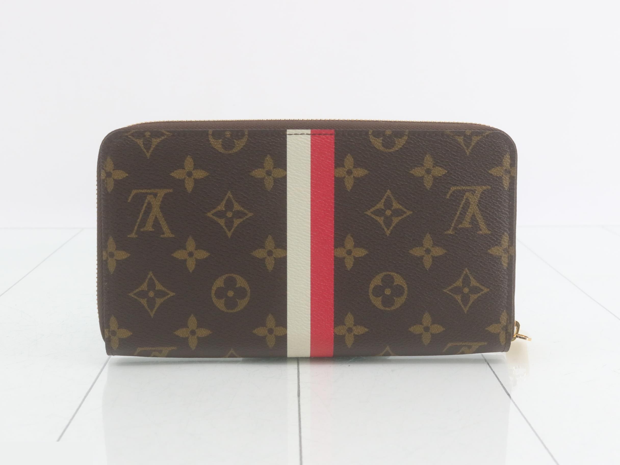 Organizer Monogram — view 2