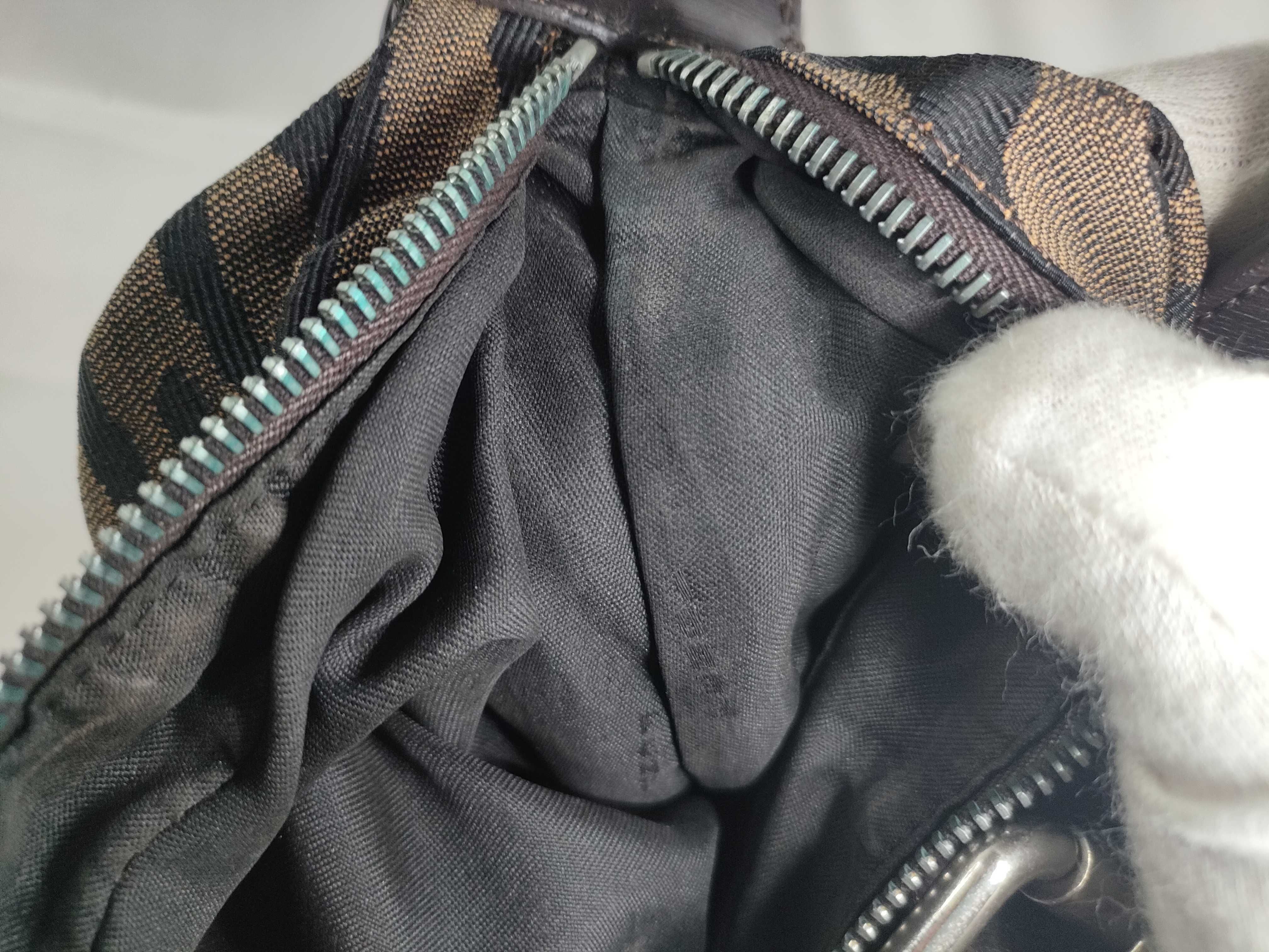 One-Shoulder Bag — view 11