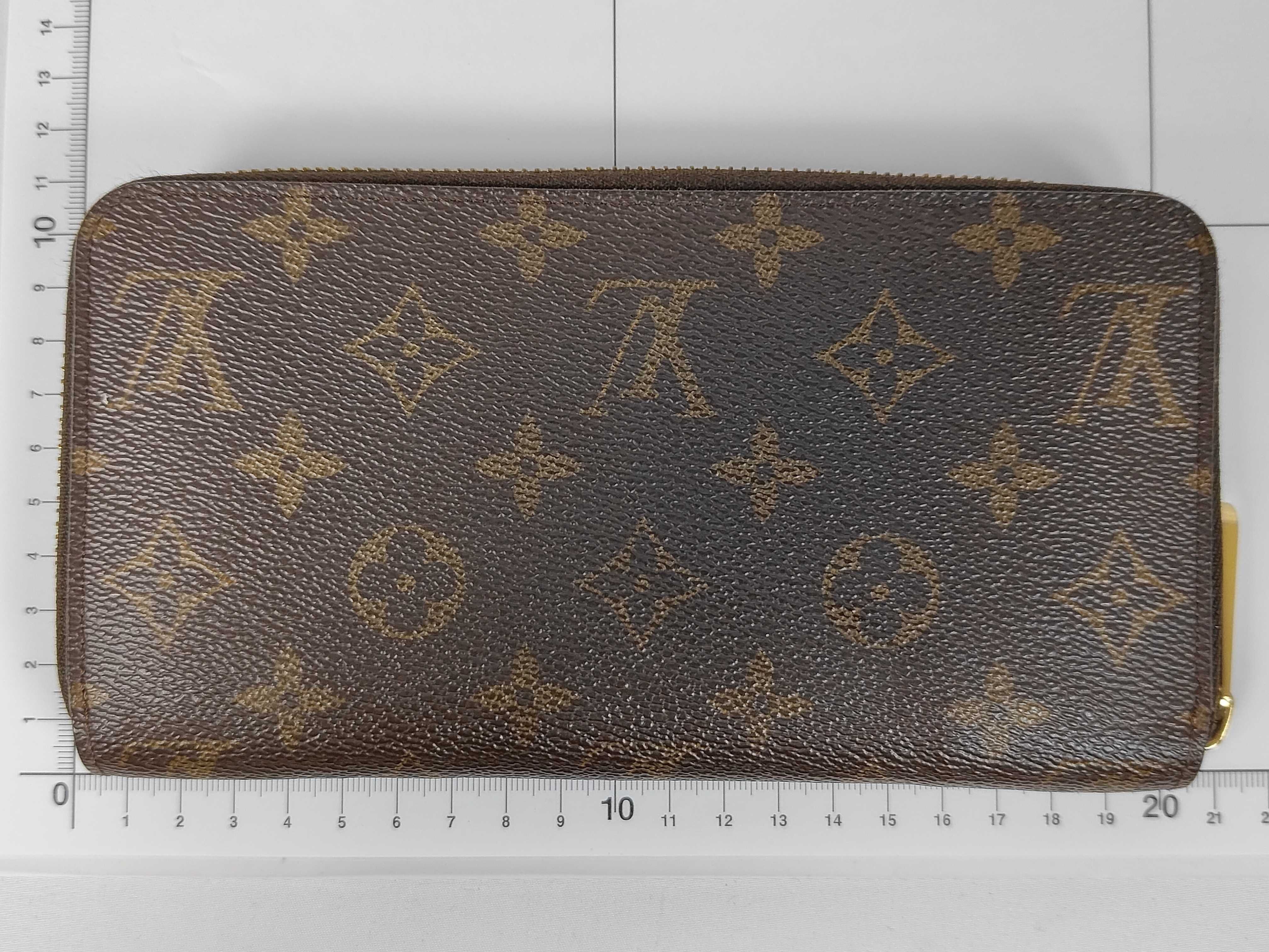 Monogram LV Wallet — view 2