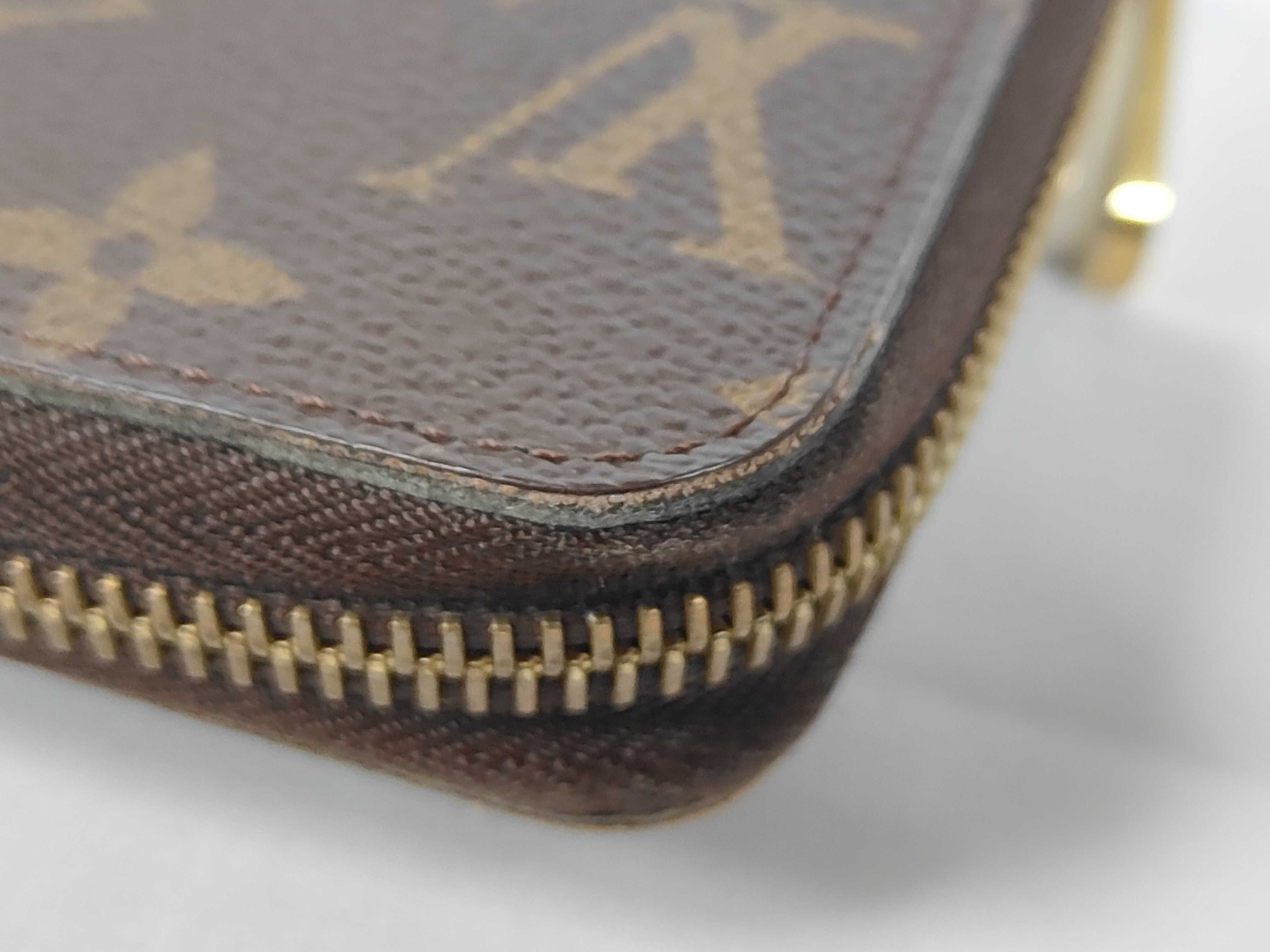 Monogram LV Wallet — view 4