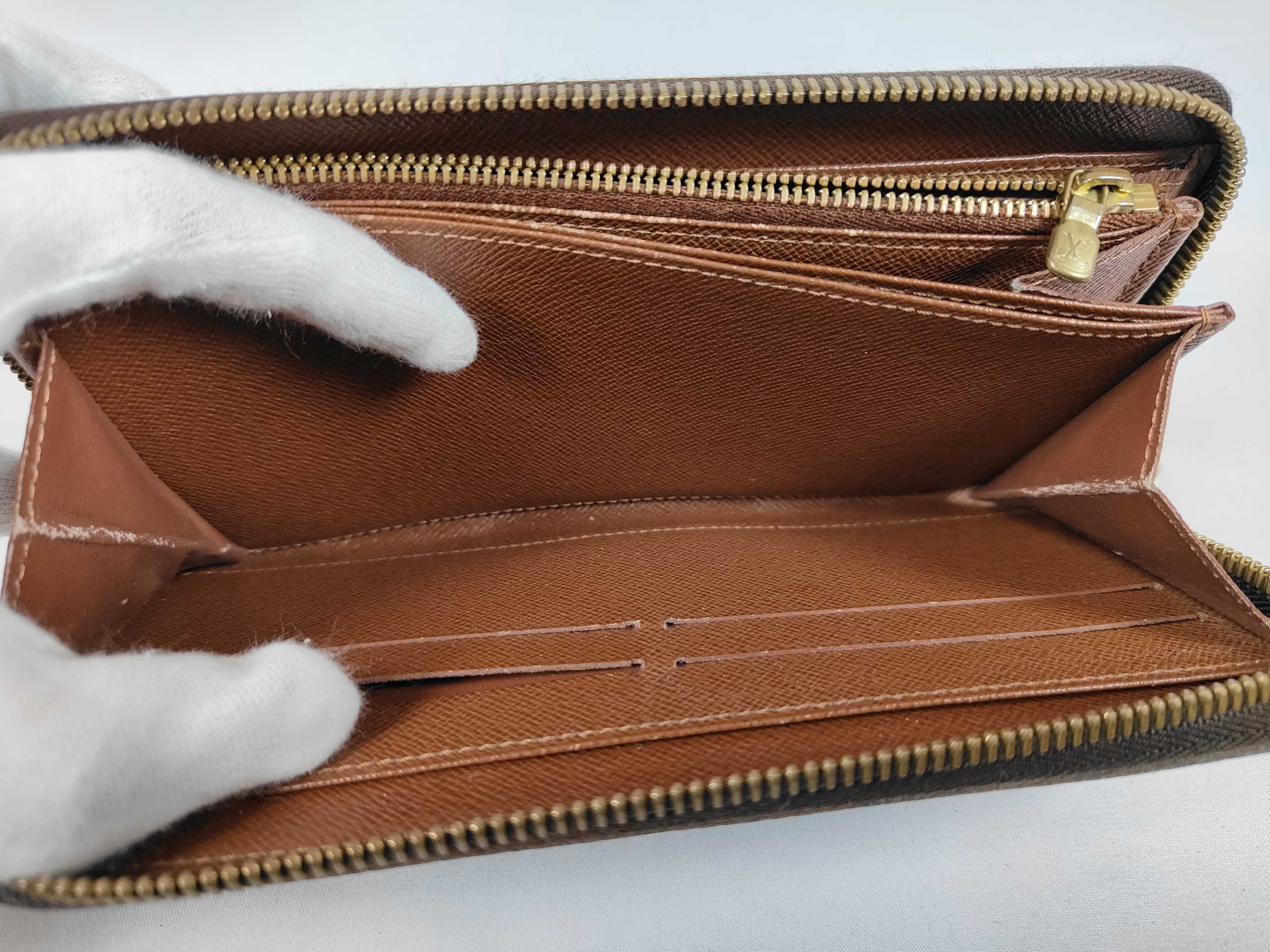 Monogram LV Wallet — view 10