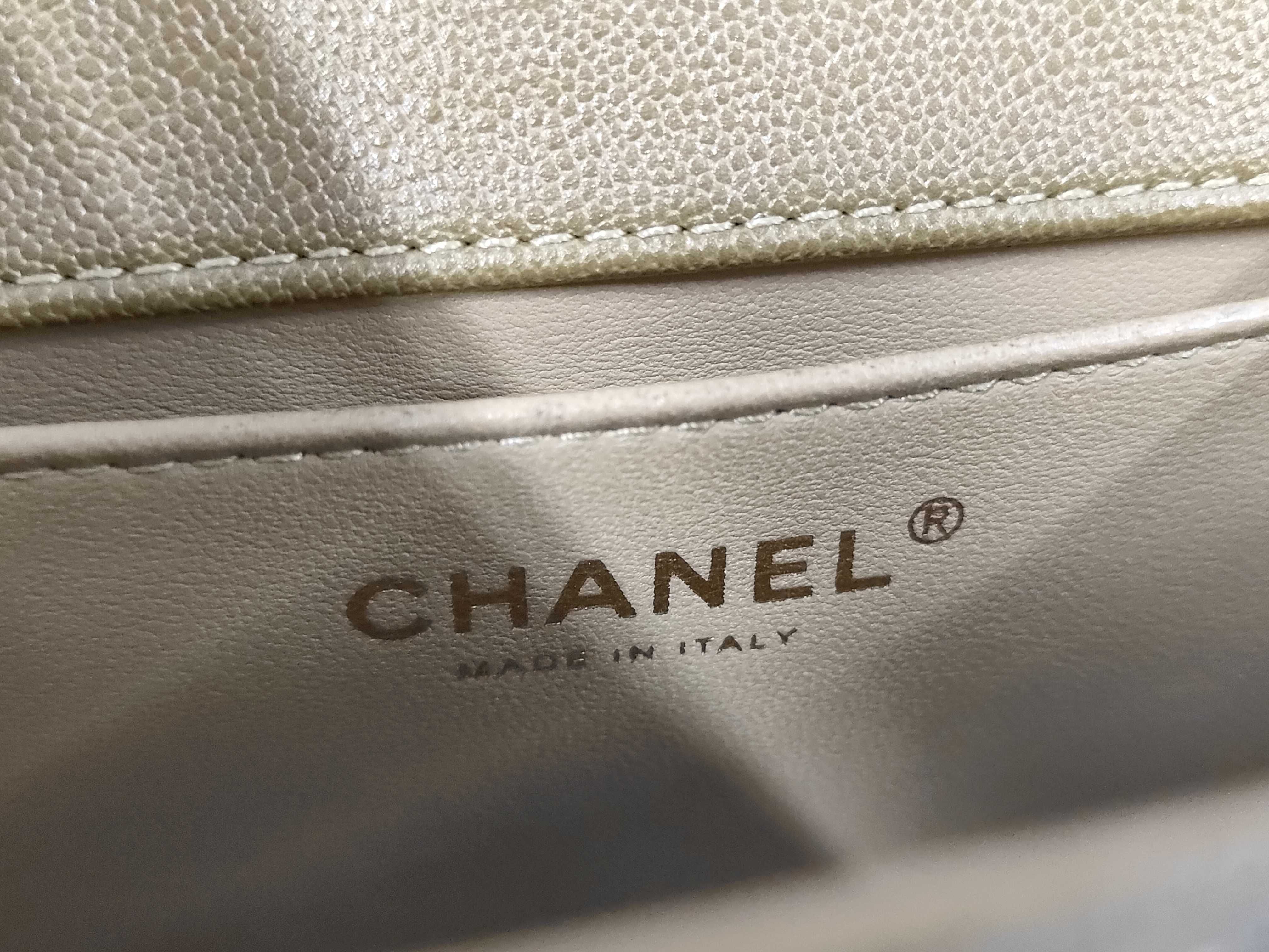 Boy Chanel Chain Shoulder Caviar Shoulder Bag — view 9