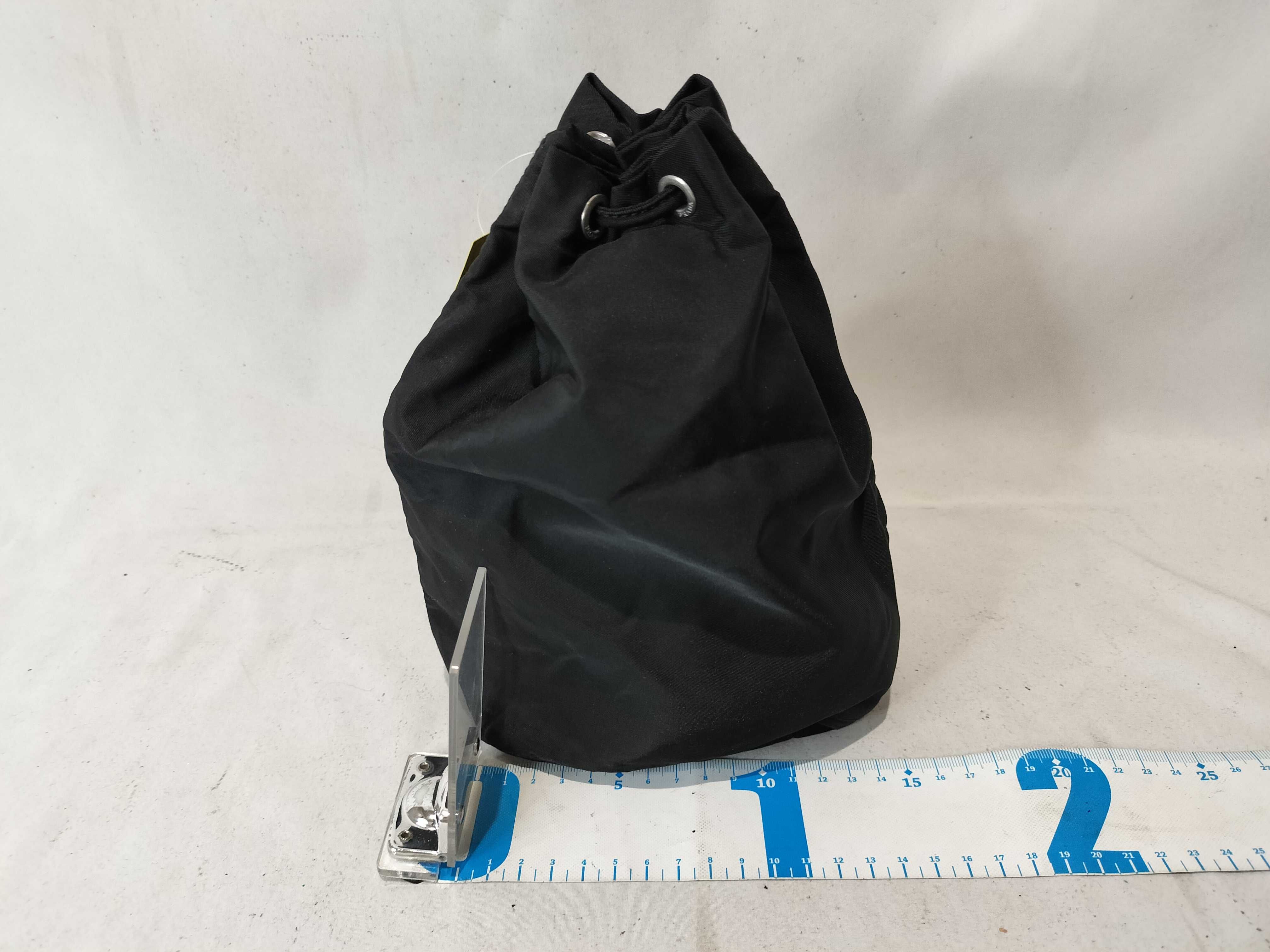 pouch — view 3