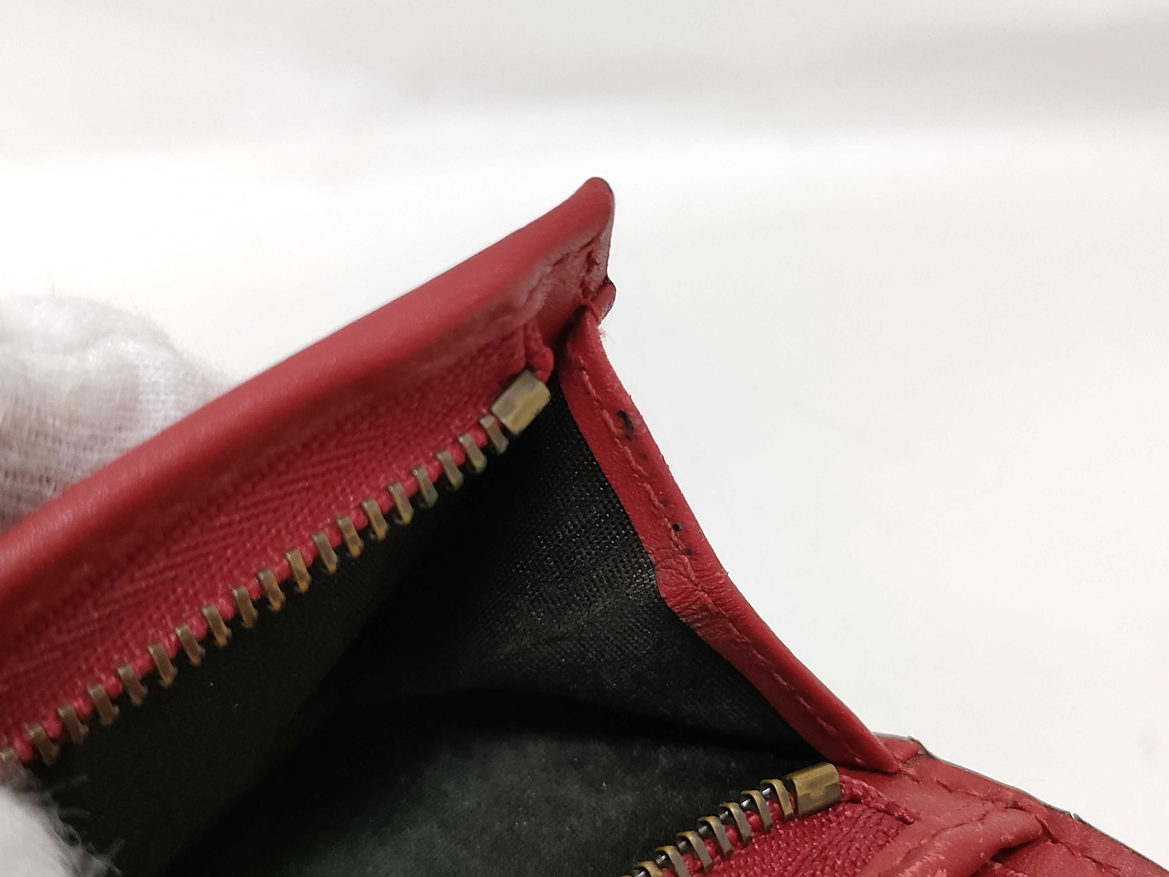 GG Supreme Bi-fold Wallet (476050/525040) - Interlocking G pattern, PVC, Cherry color, Brown tones. Includes box and dust bag. — view 9