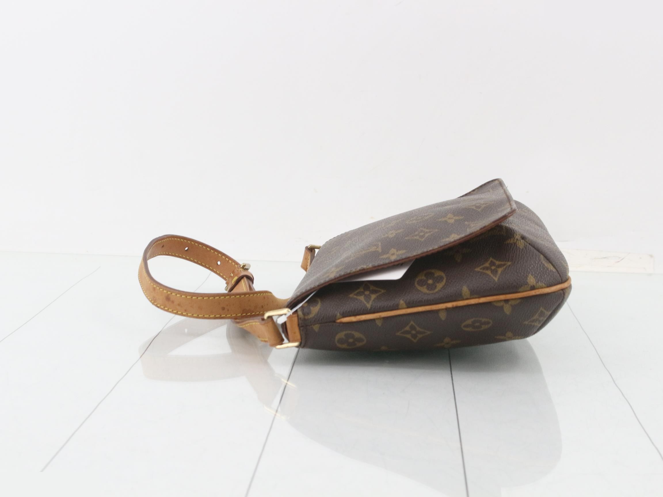 Musette Tango Short Shoulder — view 4