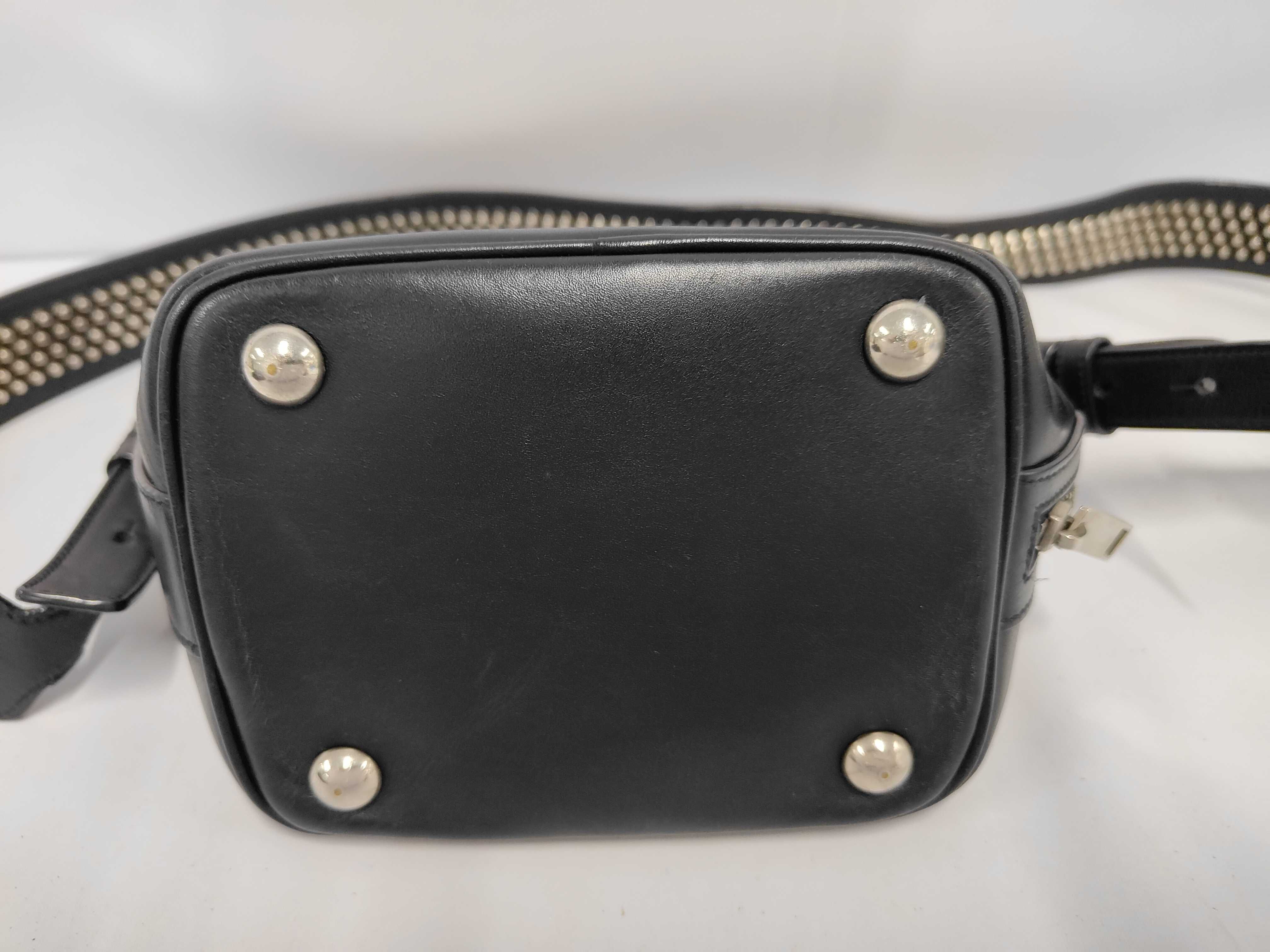 357603 Emmanuel Bucket Bag Leather Black Shoulder Bag — view 3