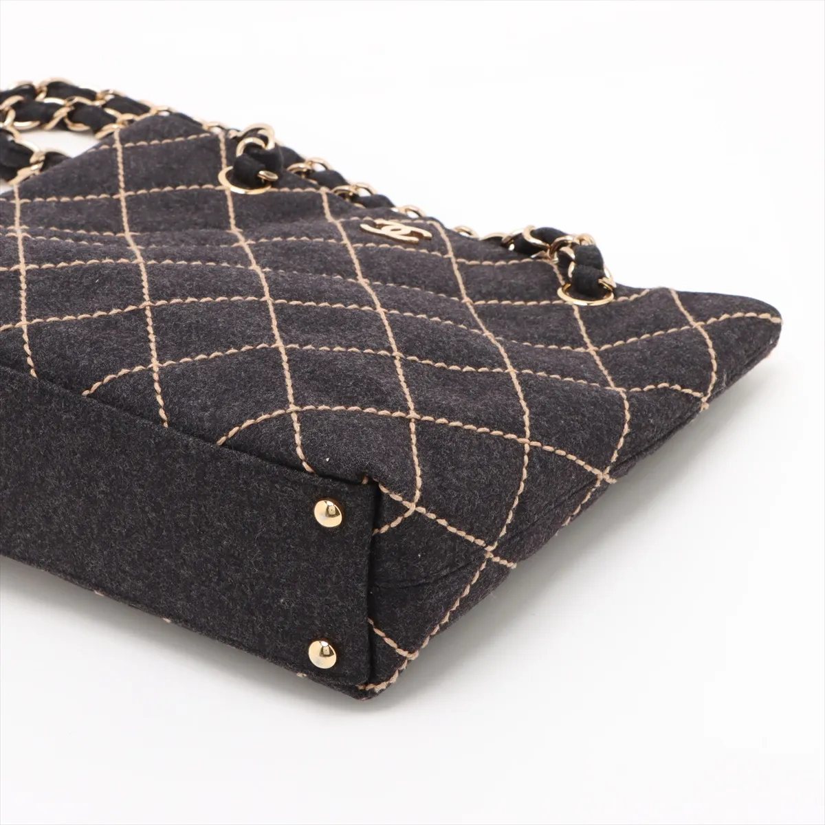 Wild Stitch Felt Chain Tote Bag Black Gold Hardware 8524307 No. 8 — view 3