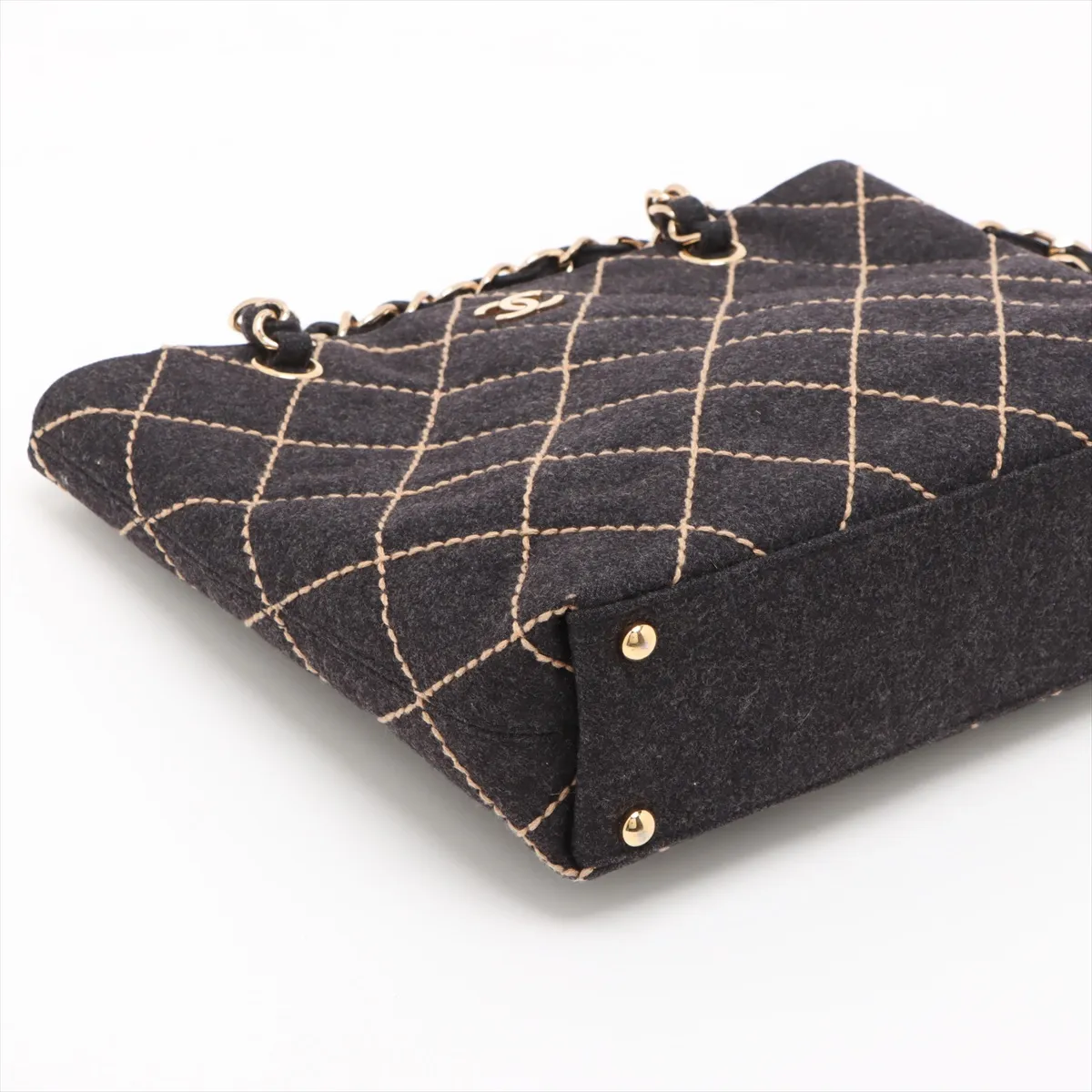 Wild Stitch Felt Chain Tote Bag Black Gold Hardware 8524307 No. 8 — view 4