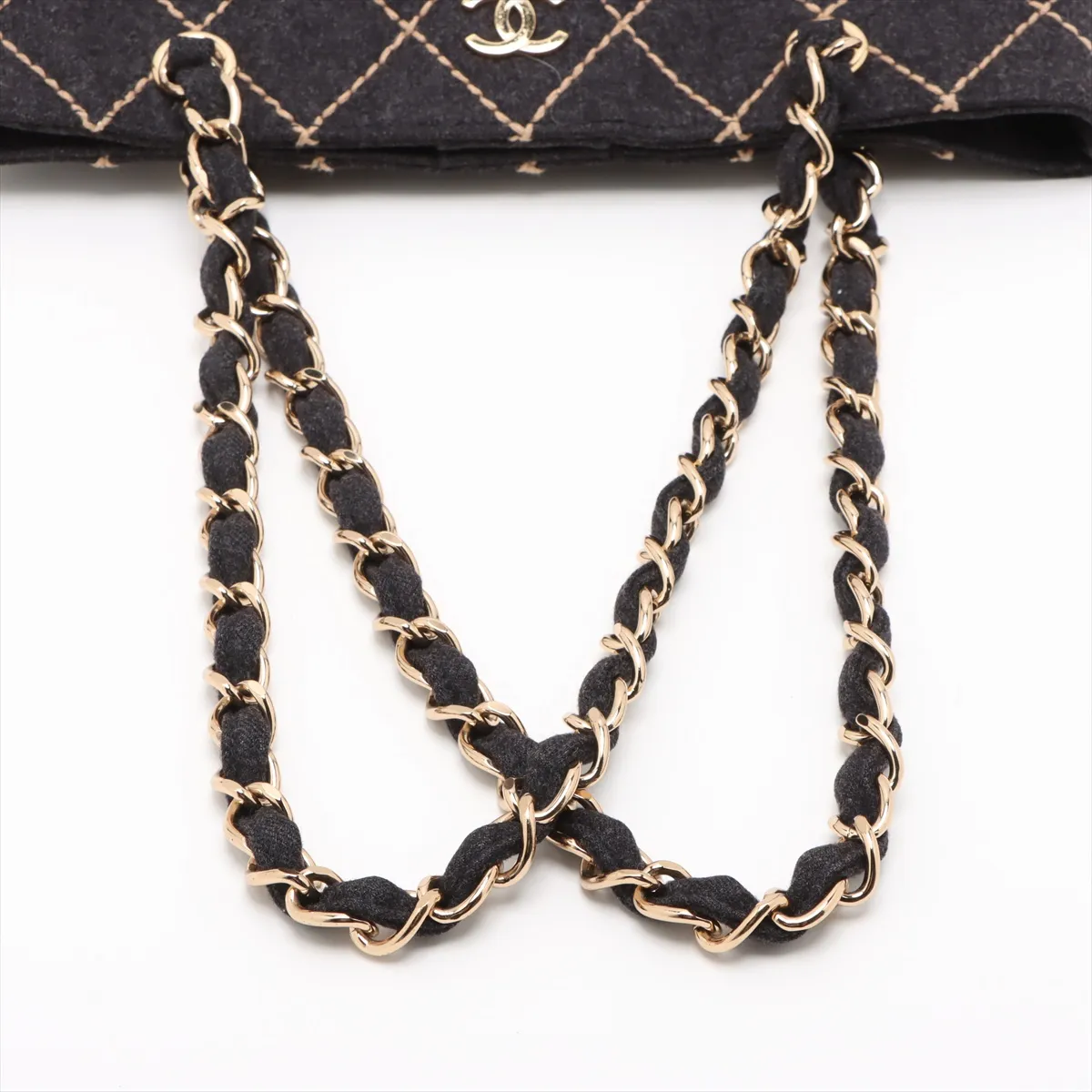 Wild Stitch Felt Chain Tote Bag Black Gold Hardware 8524307 No. 8 — view 5