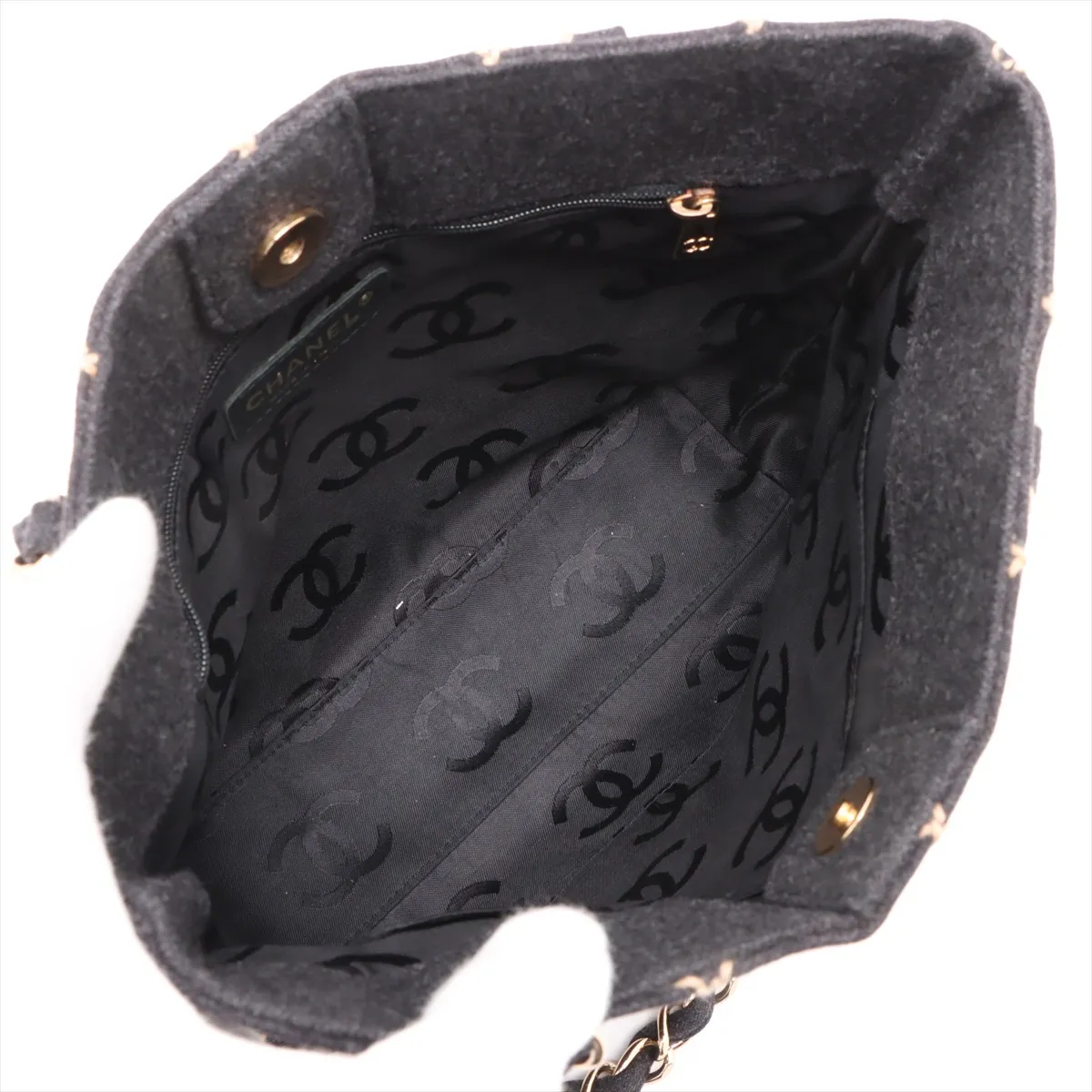 Wild Stitch Felt Chain Tote Bag Black Gold Hardware 8524307 No. 8 — view 7
