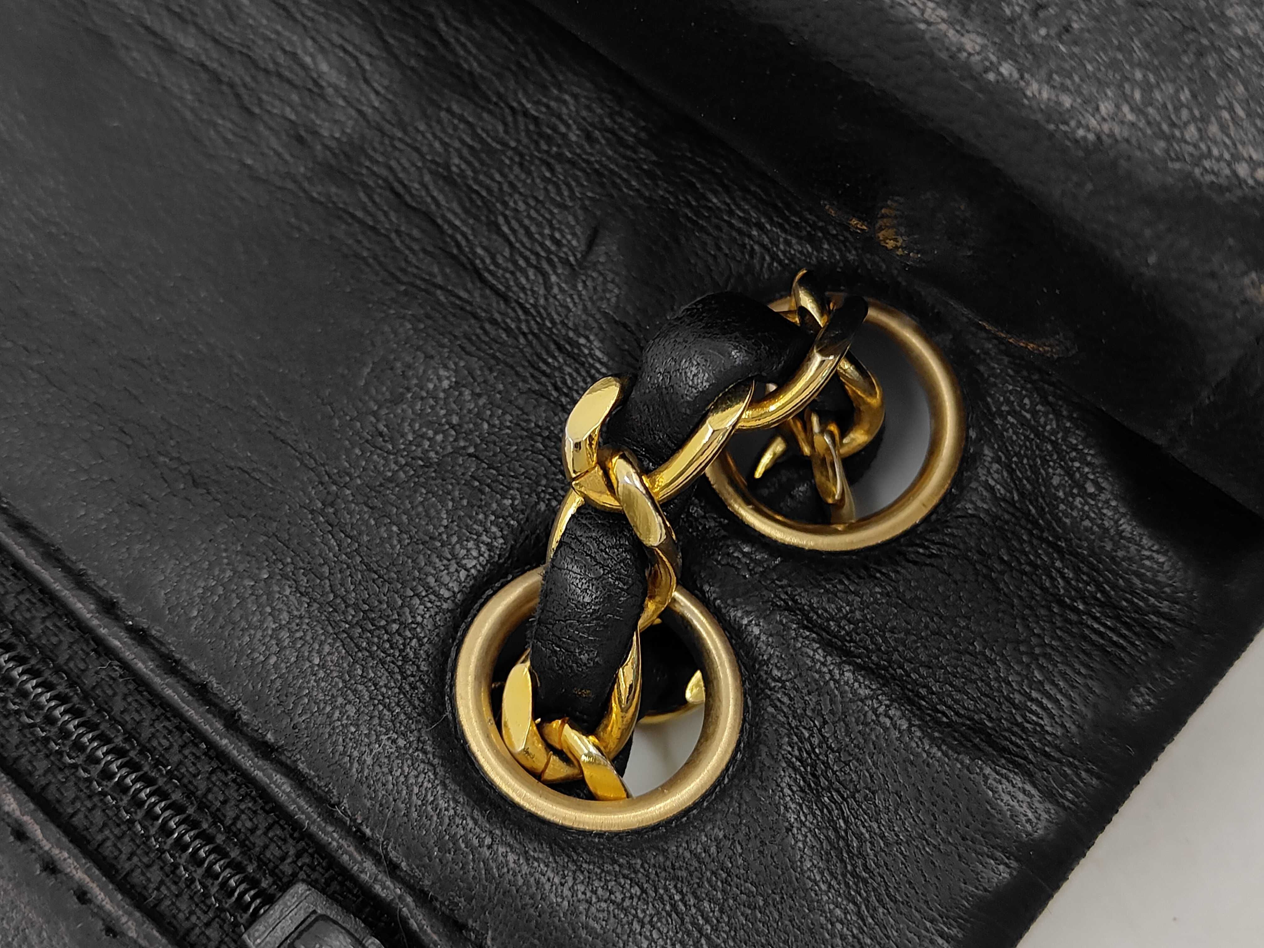 Matelassé Shoulder Bag — view 7