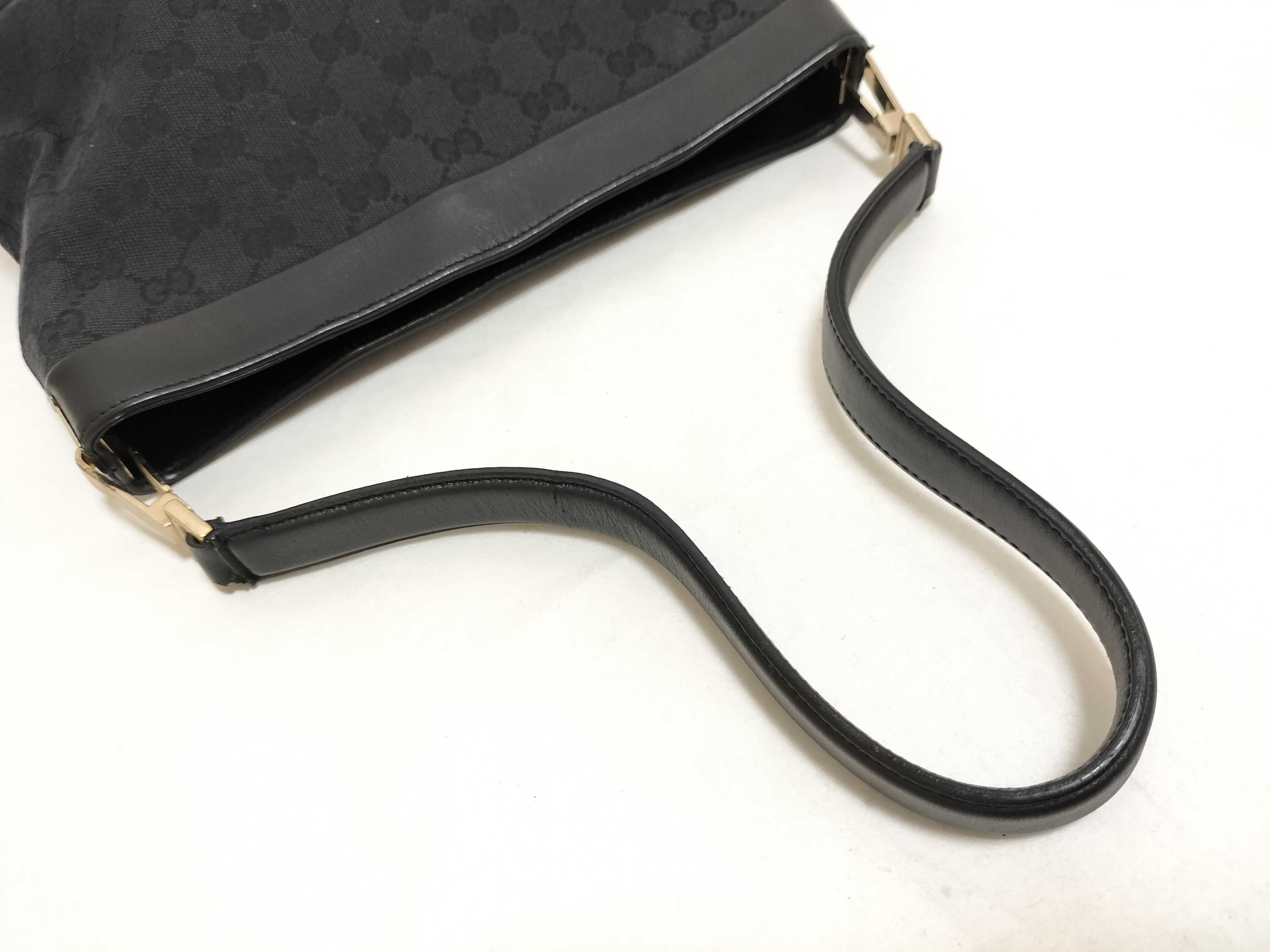 GG Canvas One-Shoulder Bag — view 3