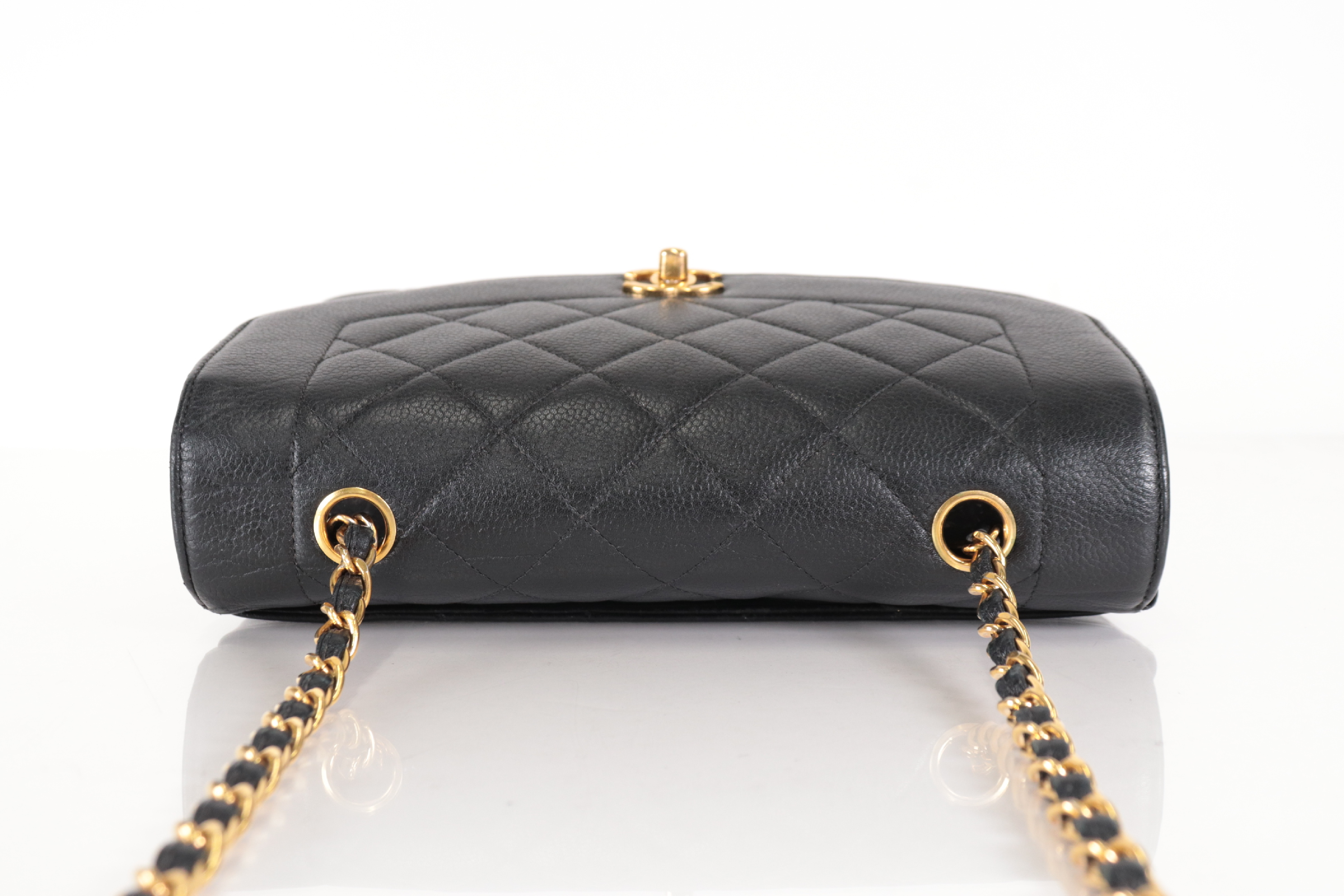 Diana 25 Caviar Leather Shoulder Bag (Serial No. 5) — view 6