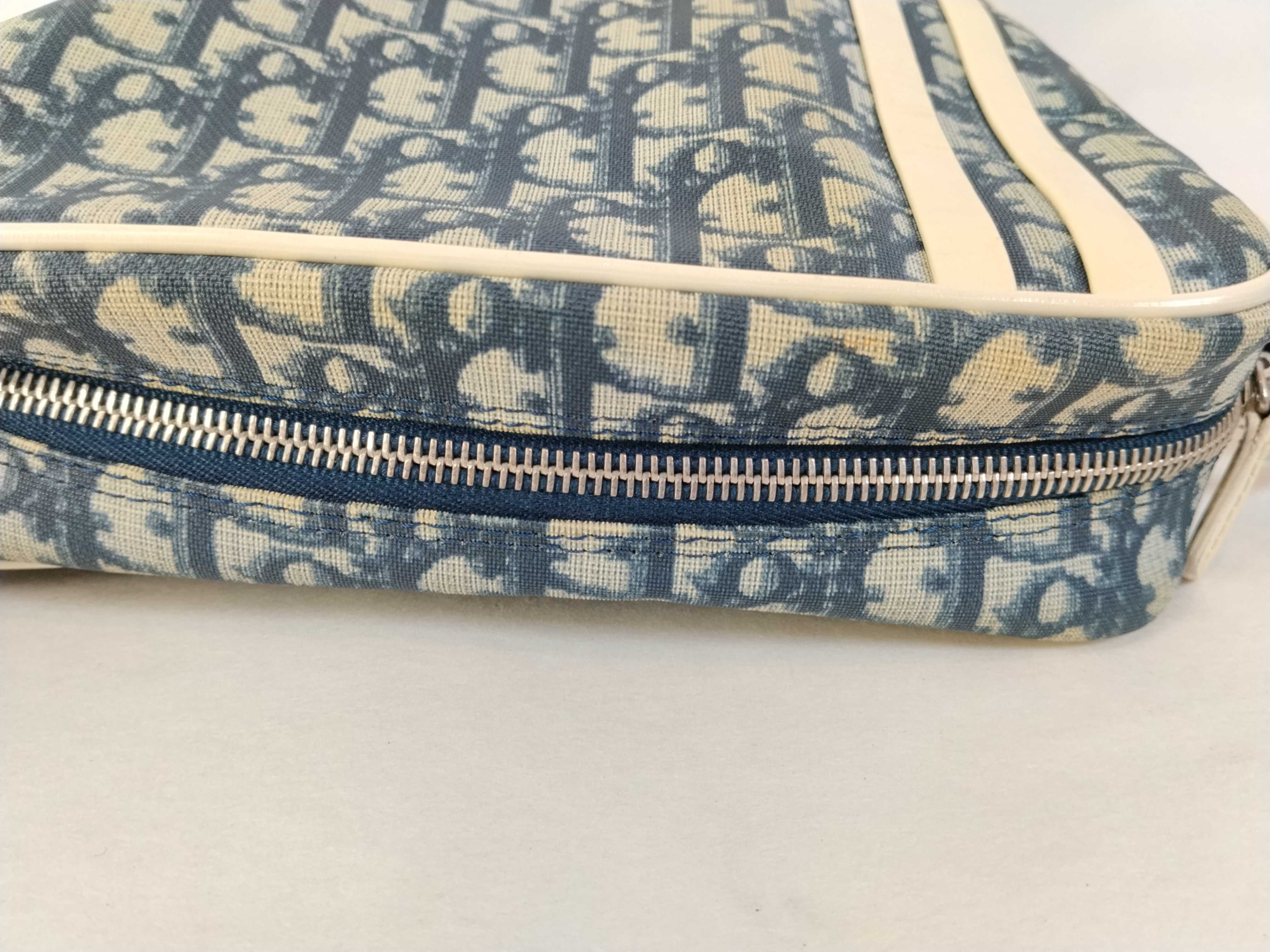 Trotter Shoulder Bag — view 9