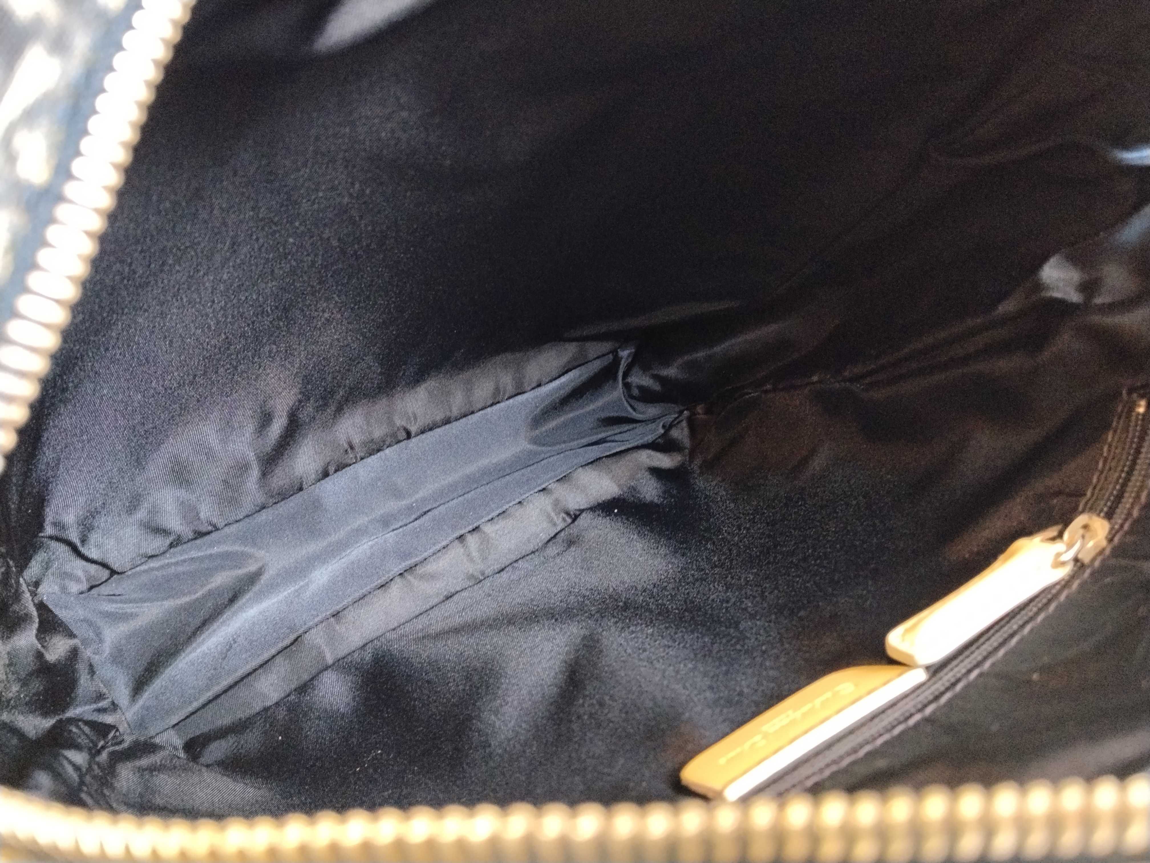 Trotter Shoulder Bag — view 10