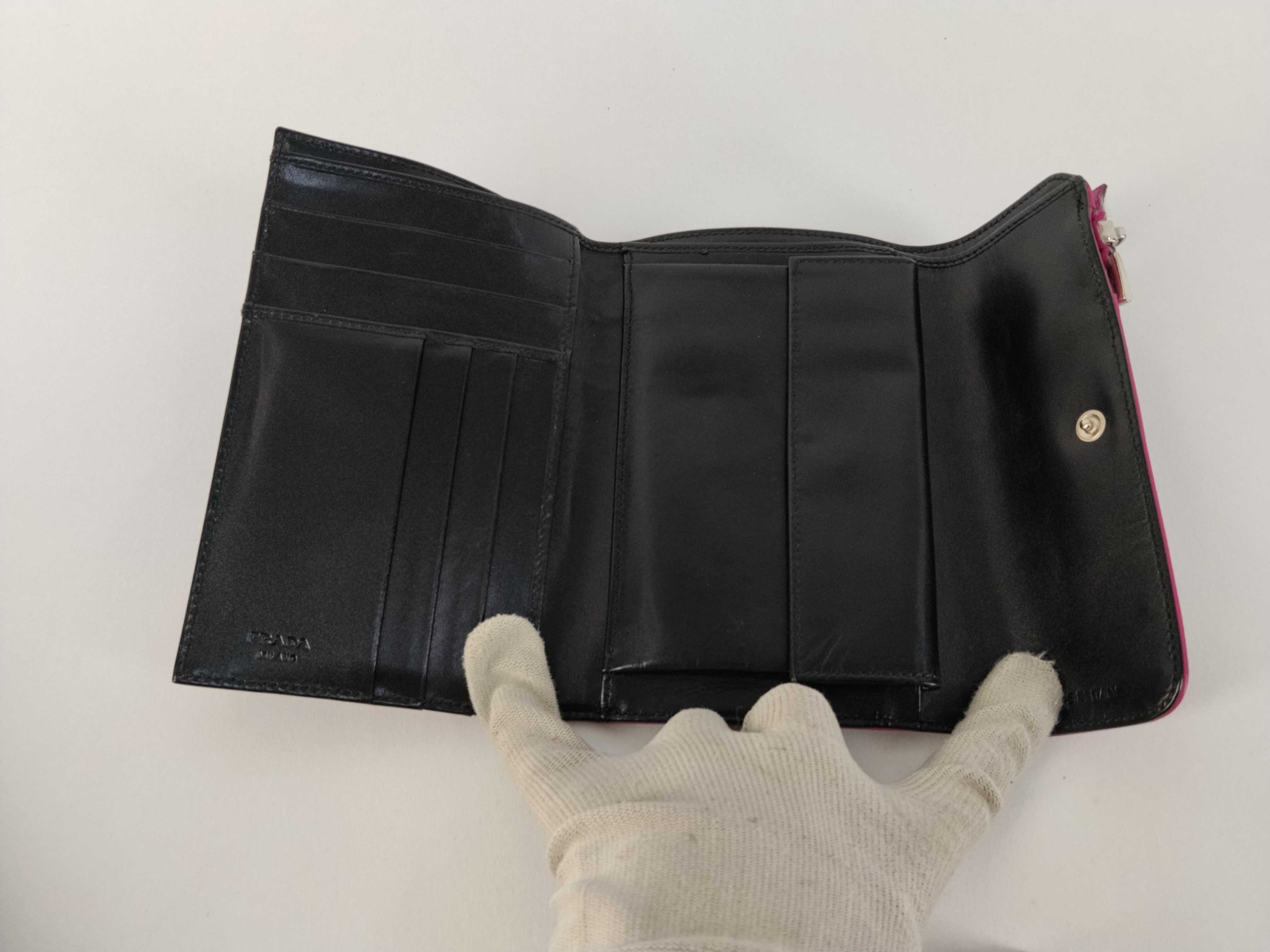 Nylon Leather Tri-fold Wallet — view 10
