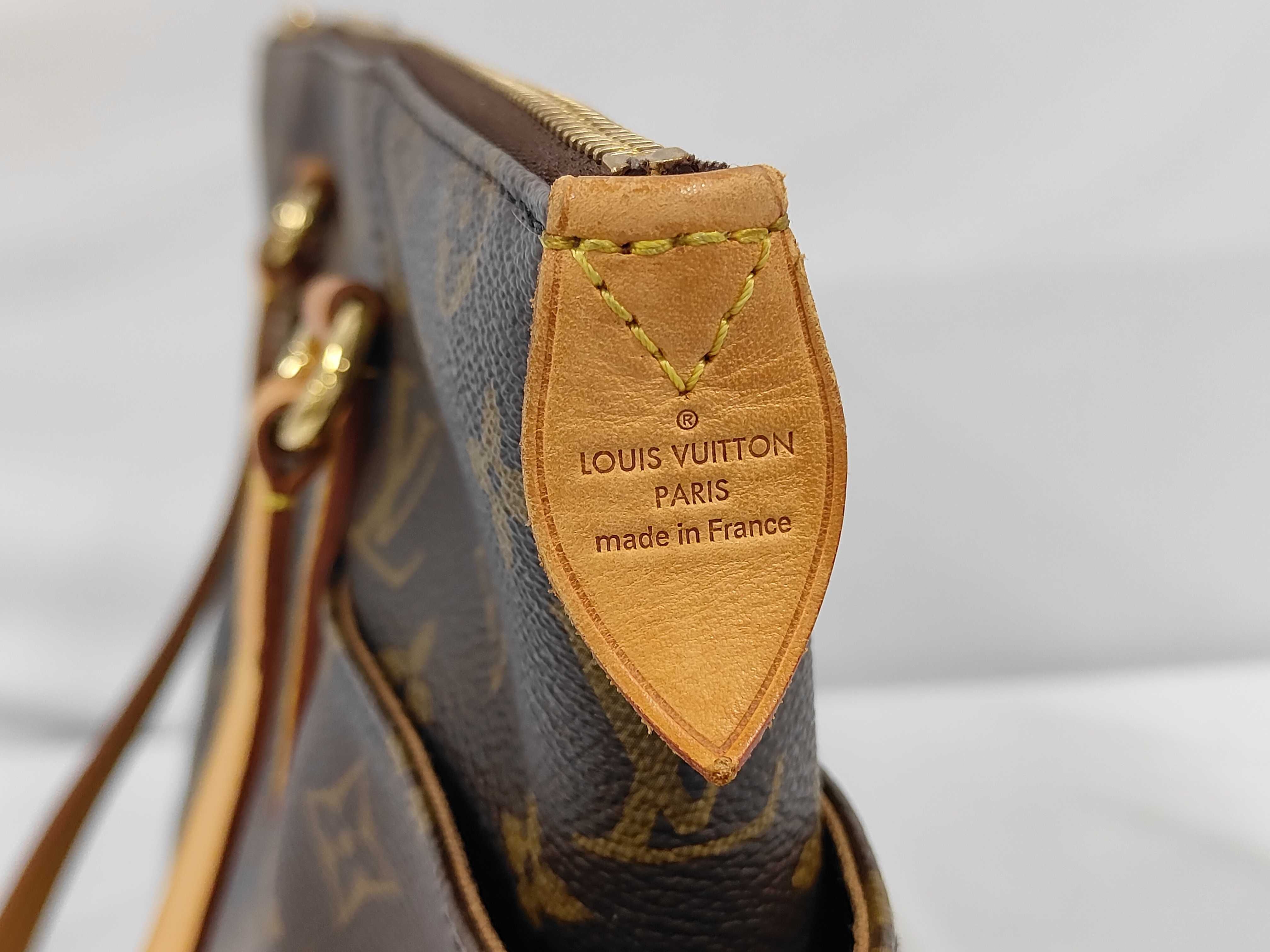 Totally Monogram Handbag Shoulder Bag — view 7