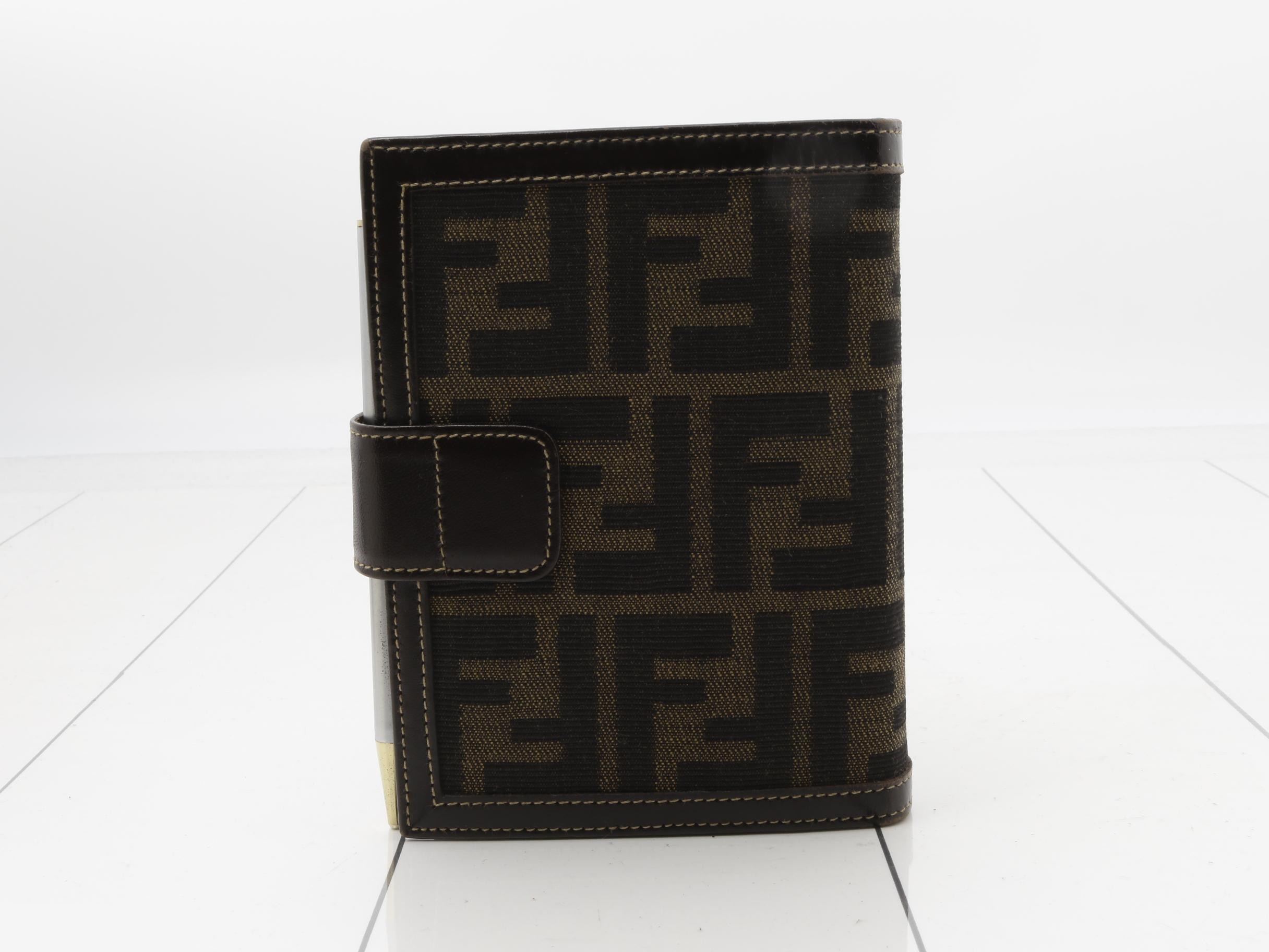 ZUCCA (bags), notebook covers, card cases, etc. — view 2
