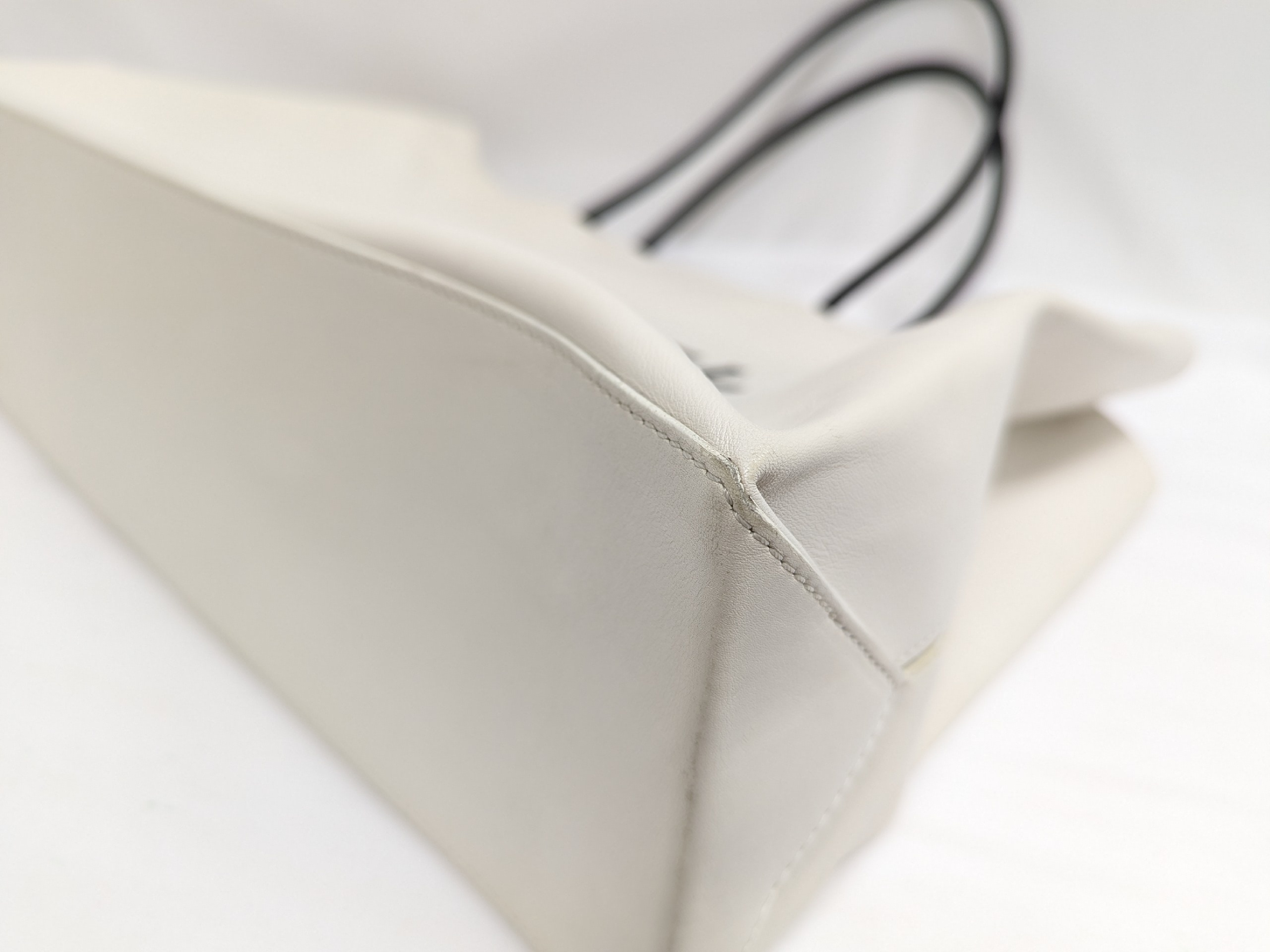 Cambon Essential Tote, White, Serial No. 12 (Handbag) — view 4