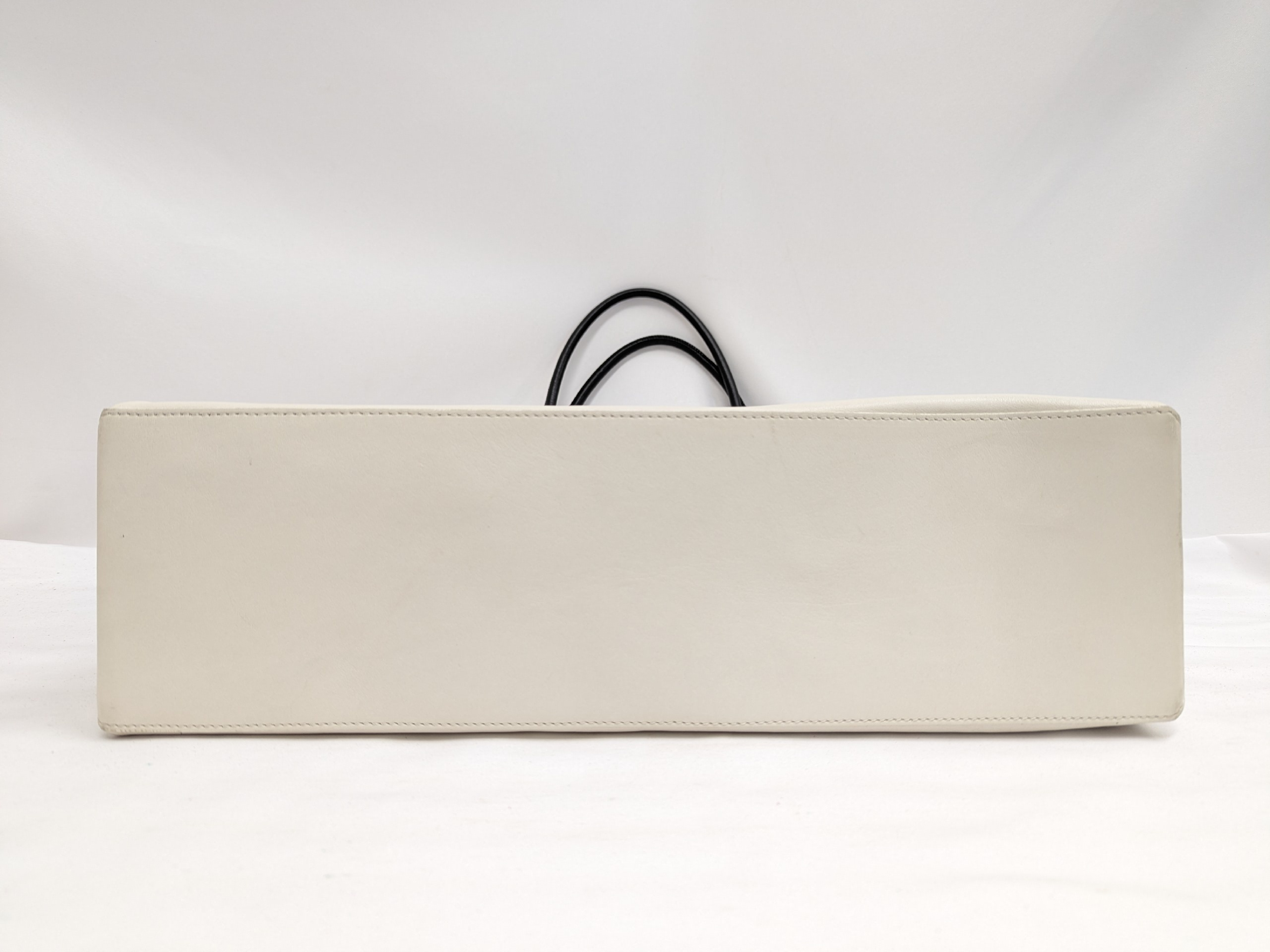 Cambon Essential Tote, White, Serial No. 12 (Handbag) — view 5