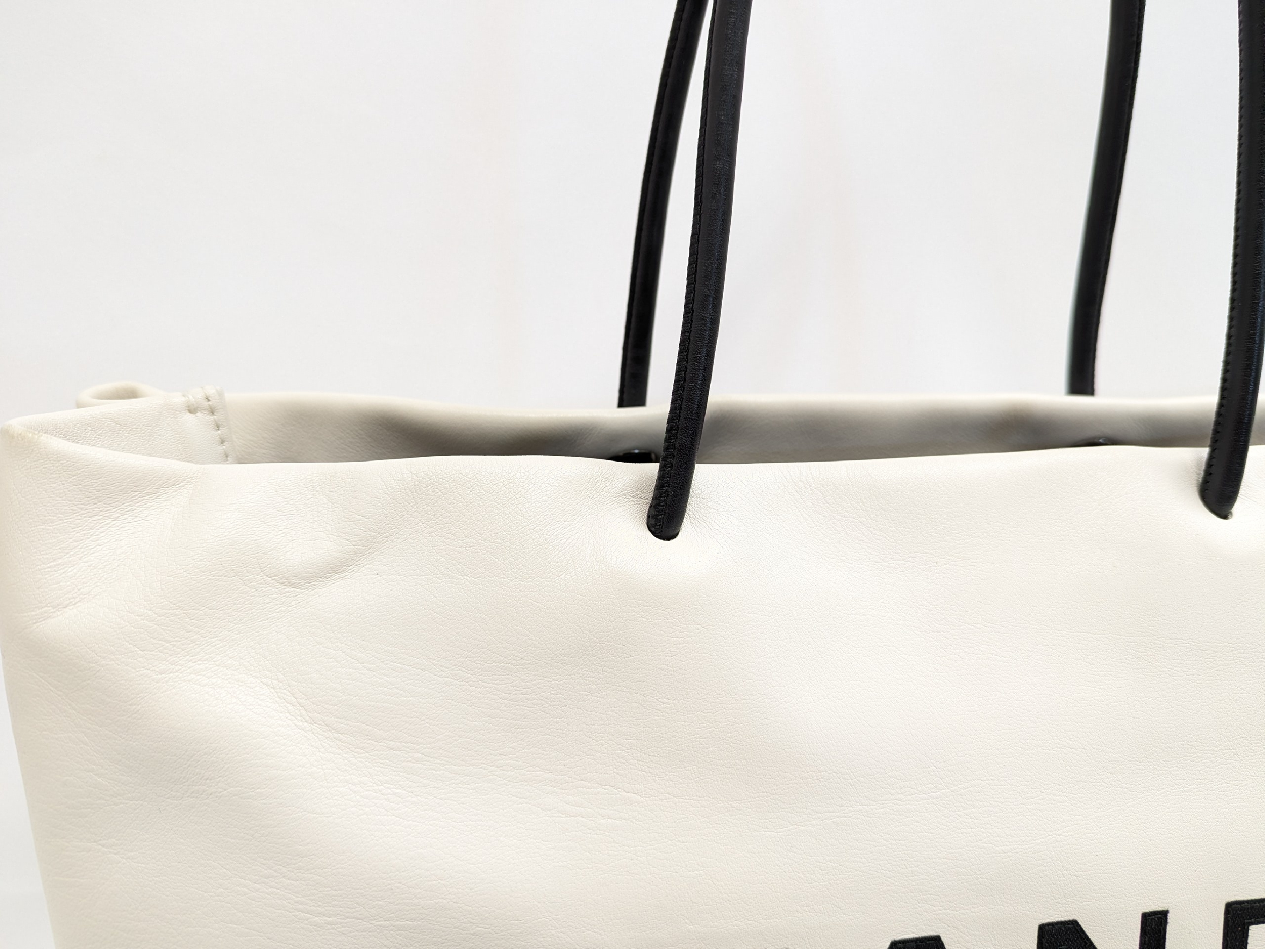 Cambon Essential Tote, White, Serial No. 12 (Handbag) — view 8