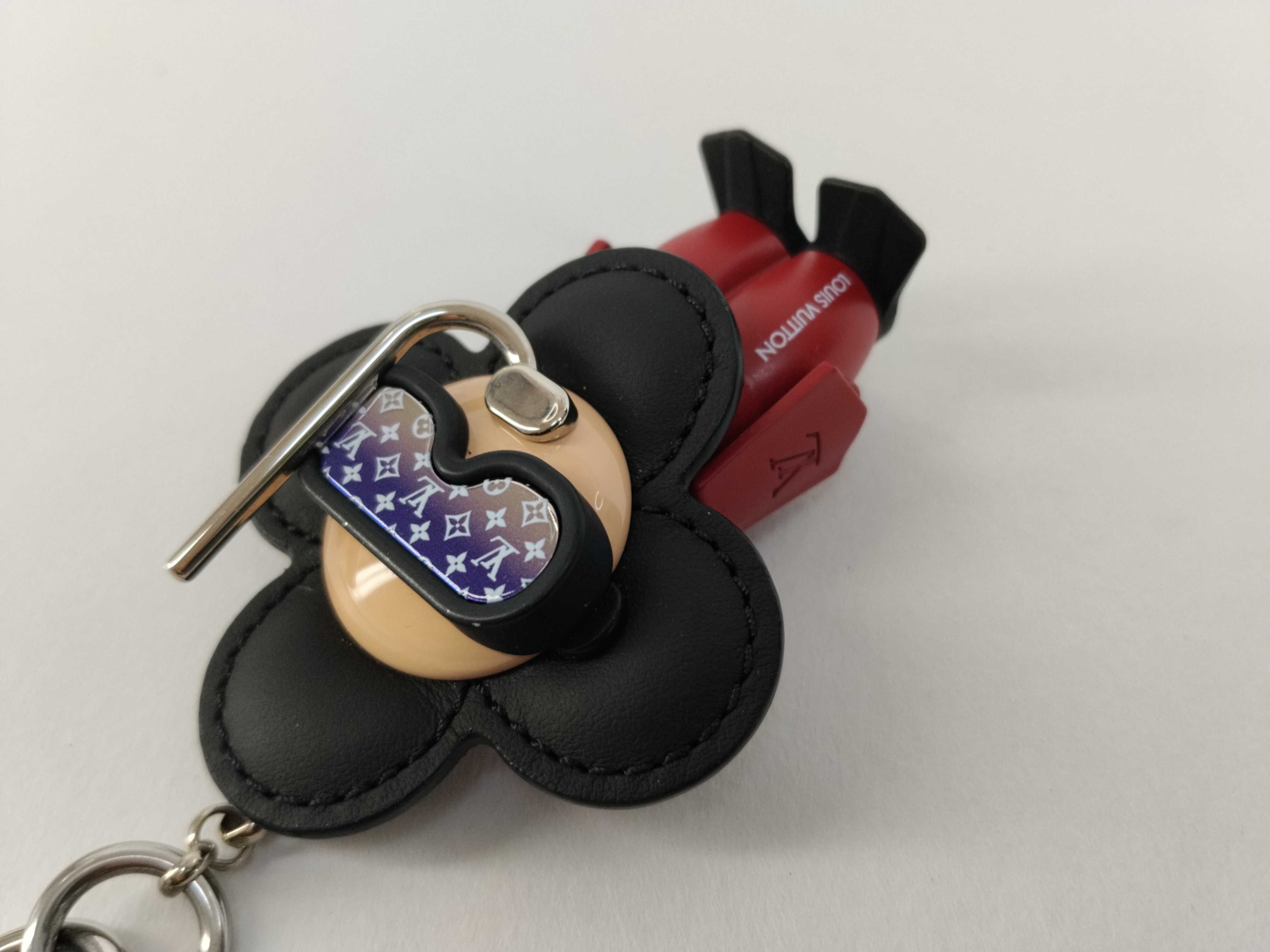 M00748 Keychain Diver Z11524 Key Case/Keychain — view 6