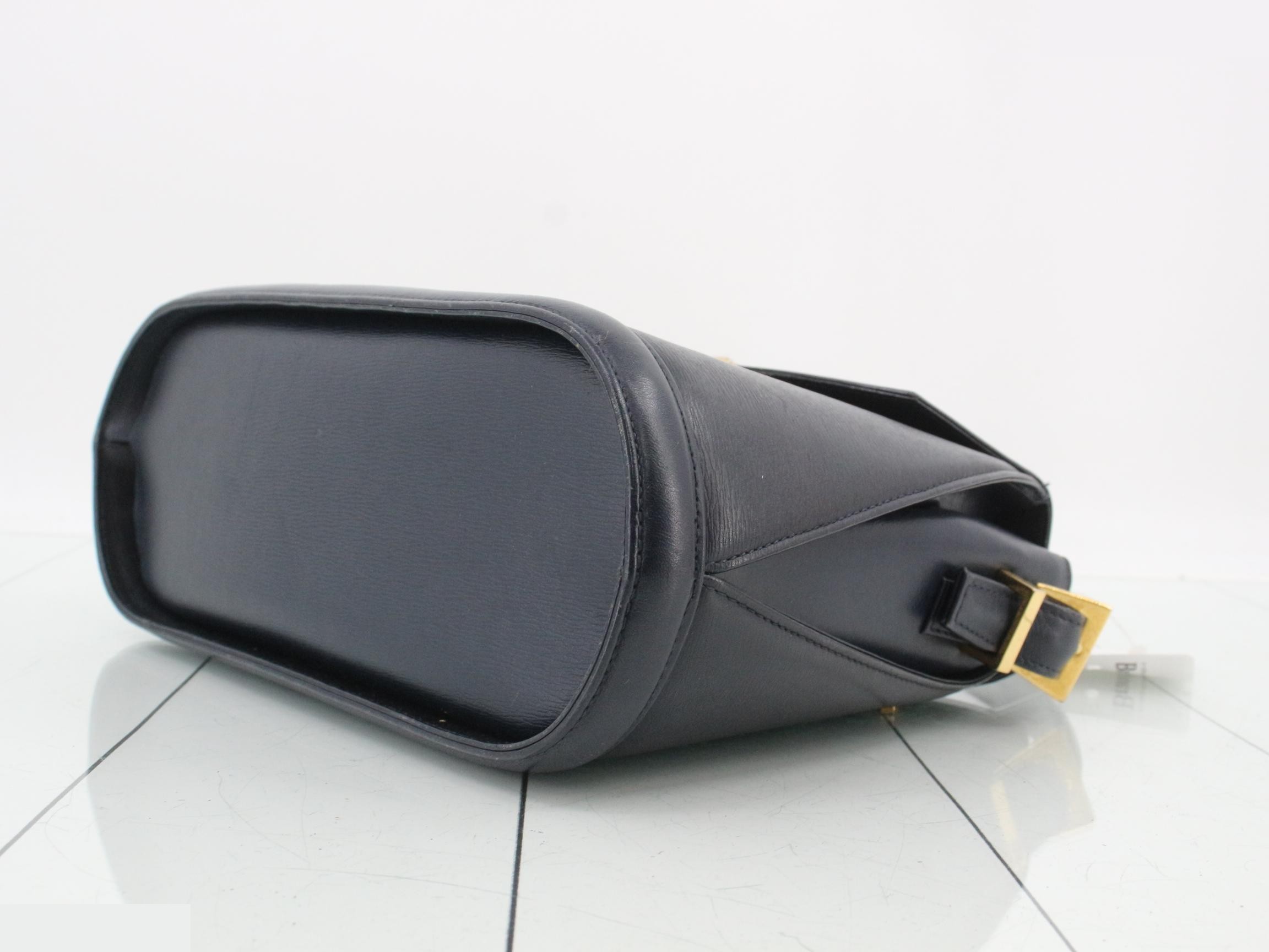 (Bags) - Handbags — view 6