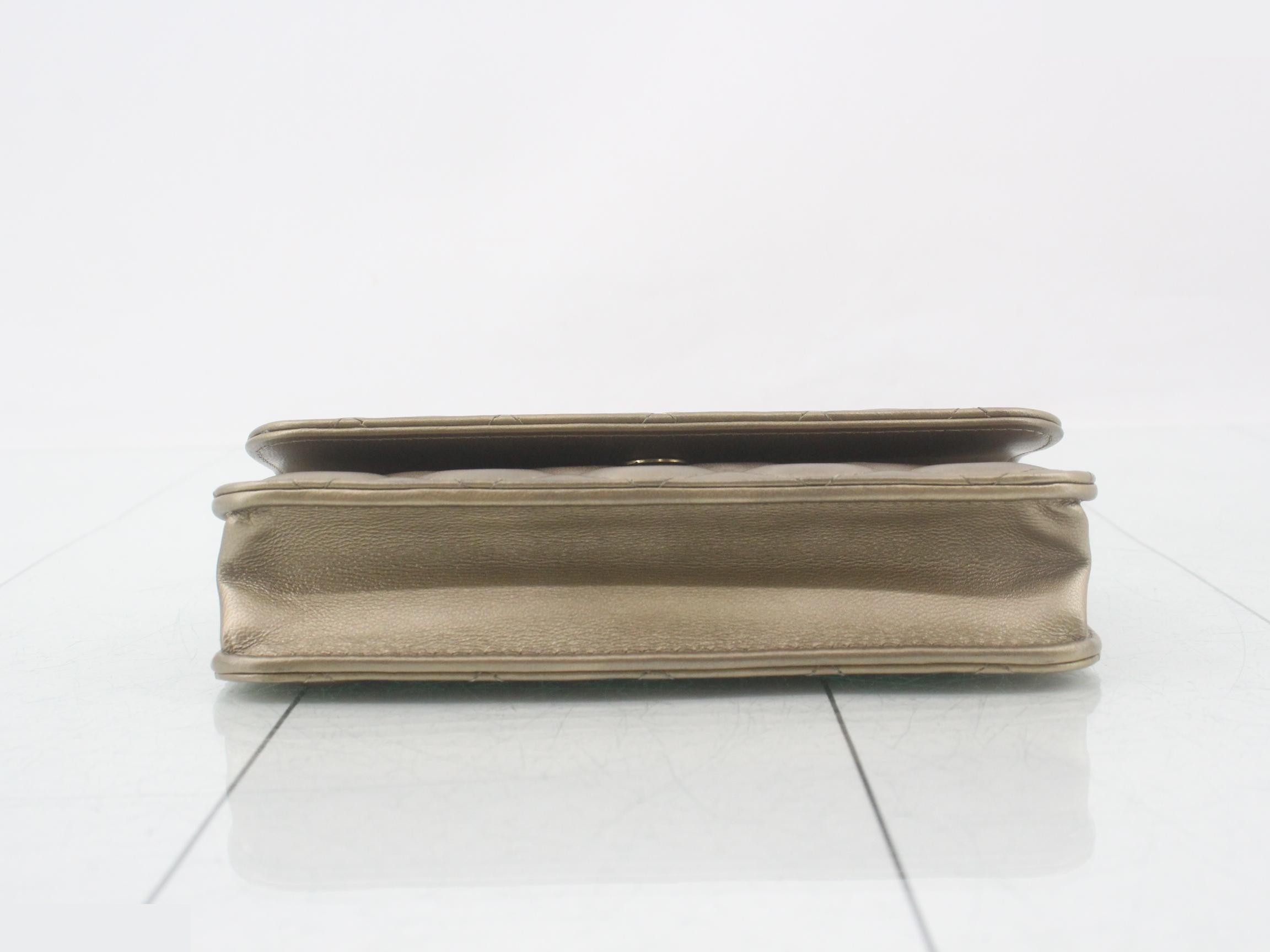 Random Chain Wallet Shoulder Bag - Gold — view 3