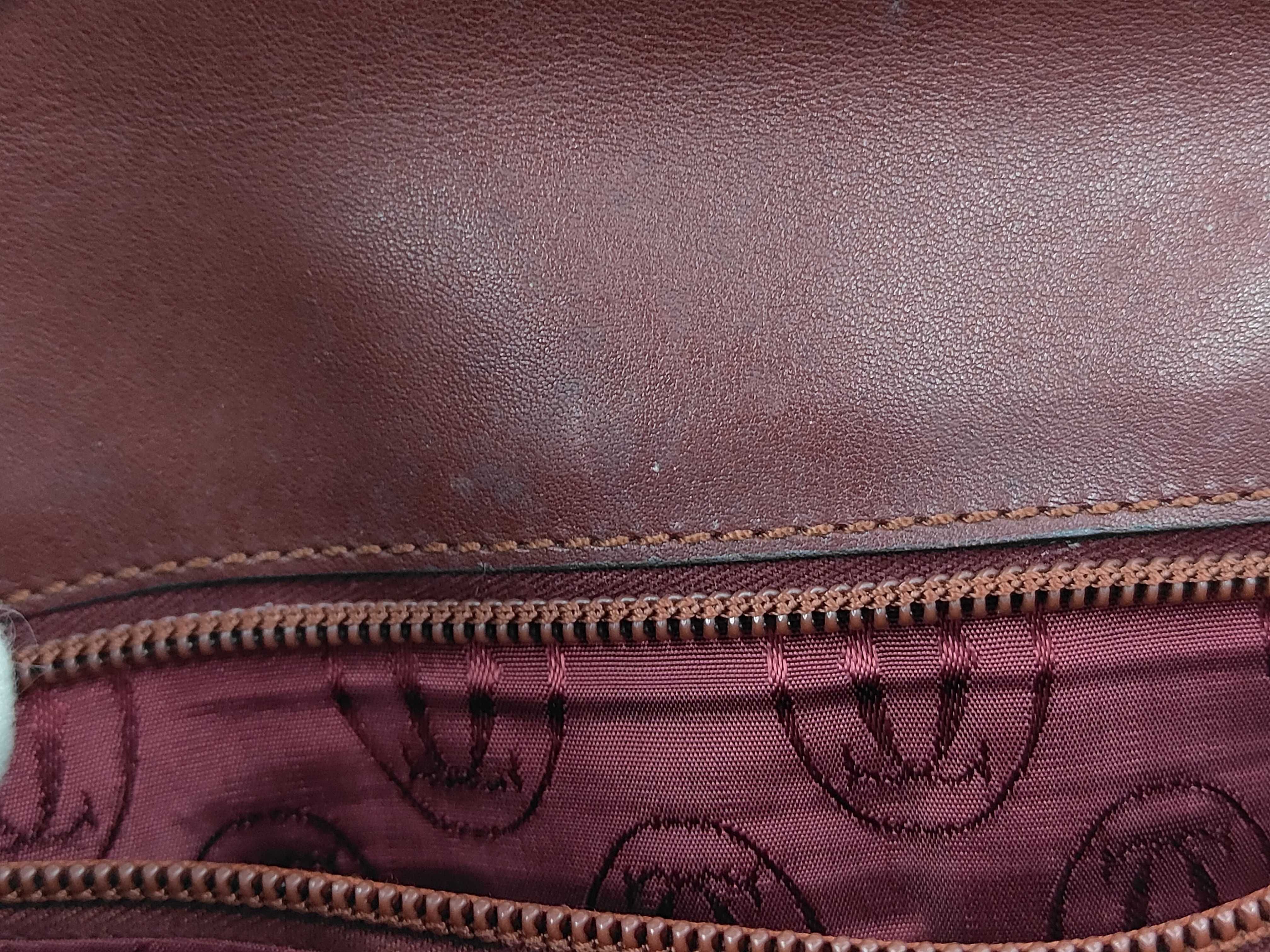 Must Clutch Bag, Bordeaux — view 9