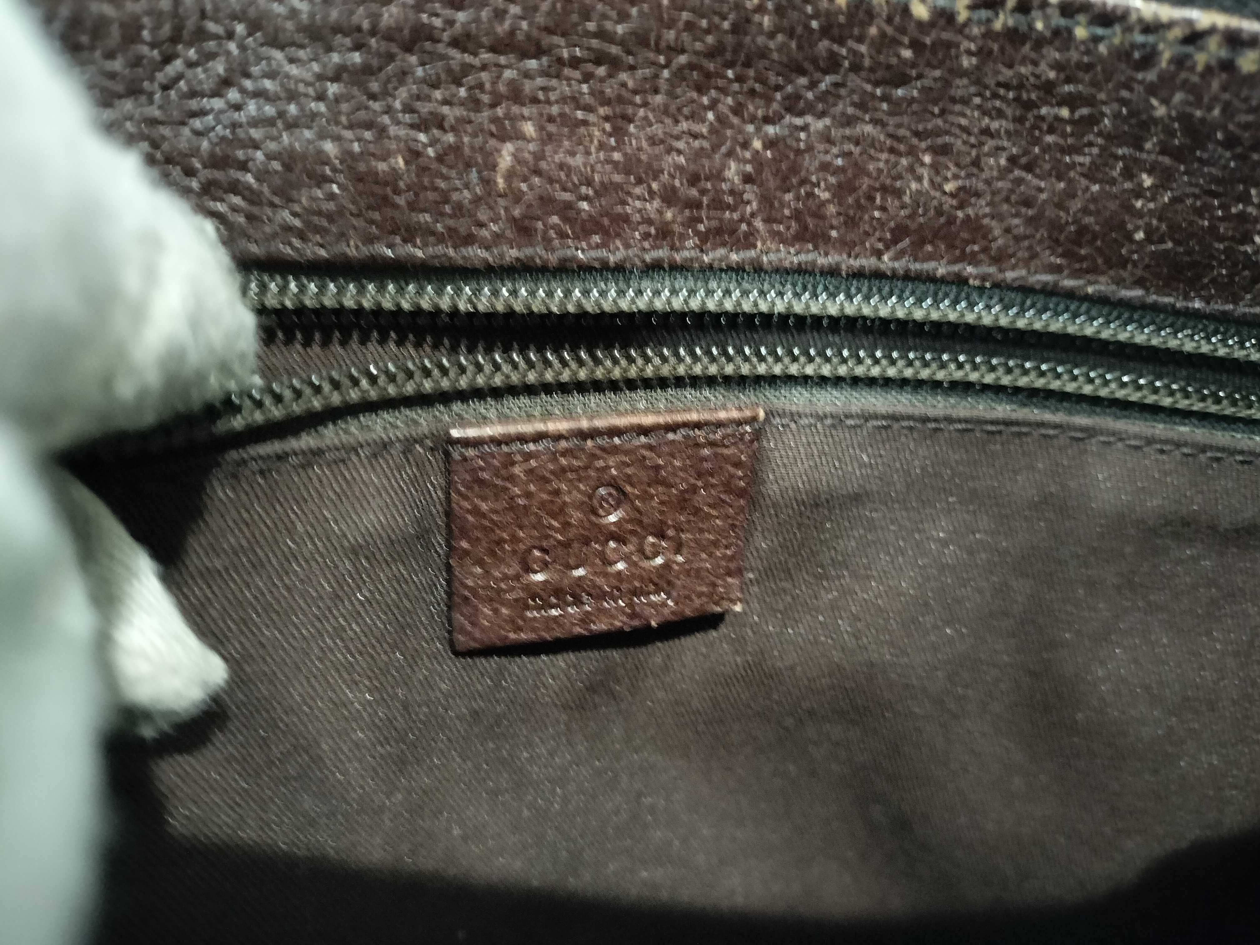 GG Canvas 114273 Shoulder Bag (Sticky) — view 12
