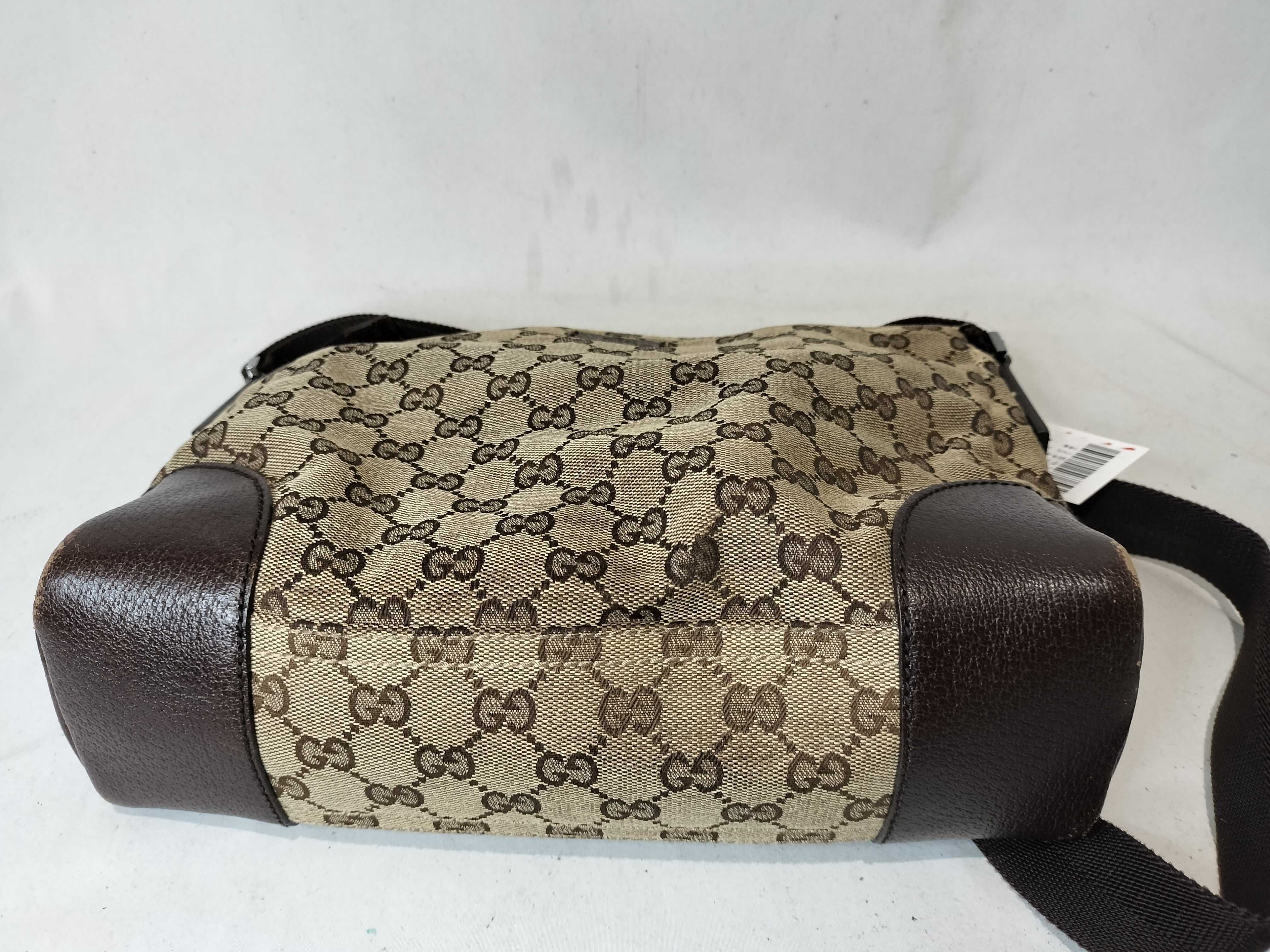 GG Canvas 114273 Shoulder Bag (Sticky) — view 8