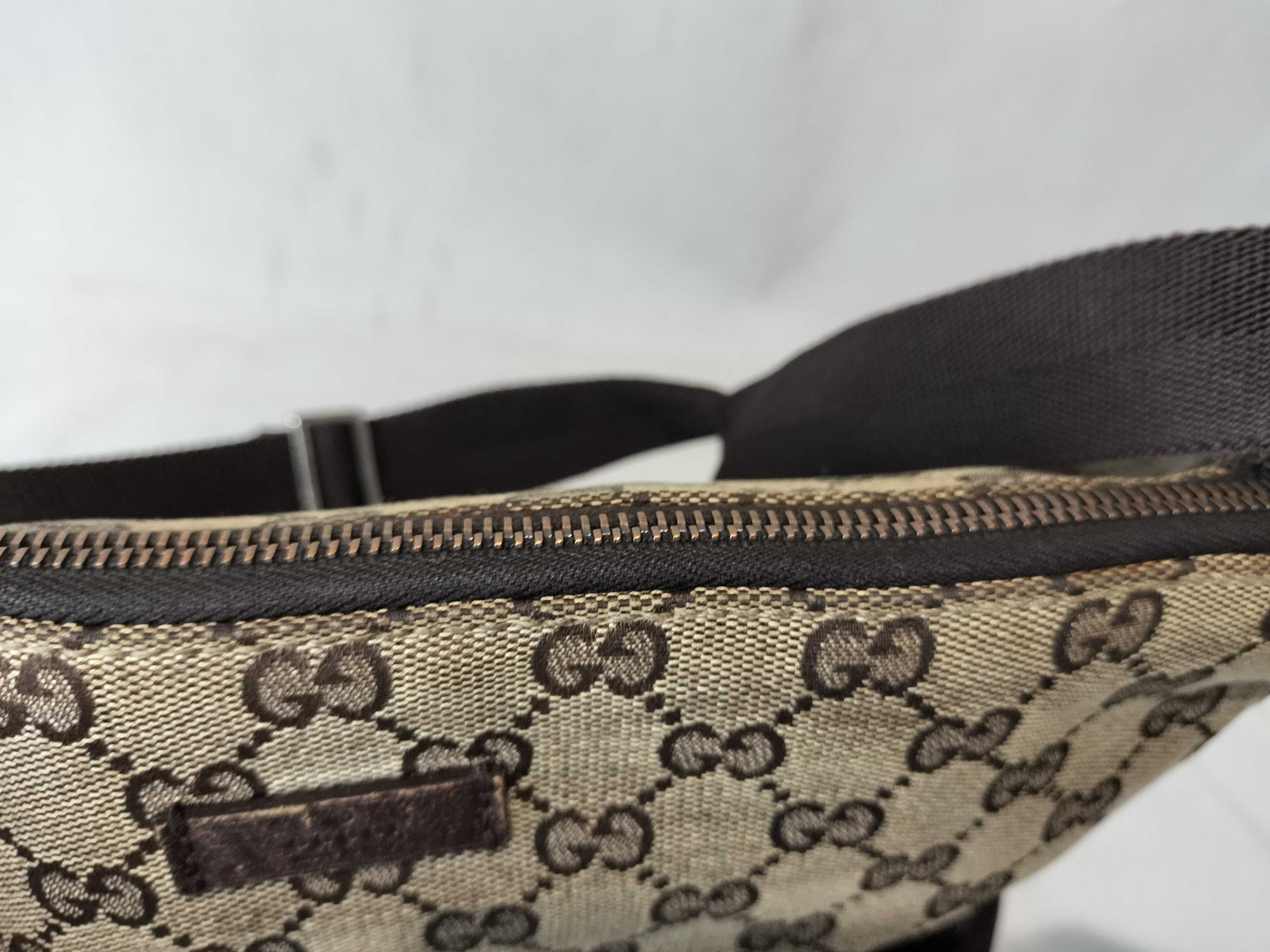 GG Canvas 114273 Shoulder Bag (Sticky) — view 9