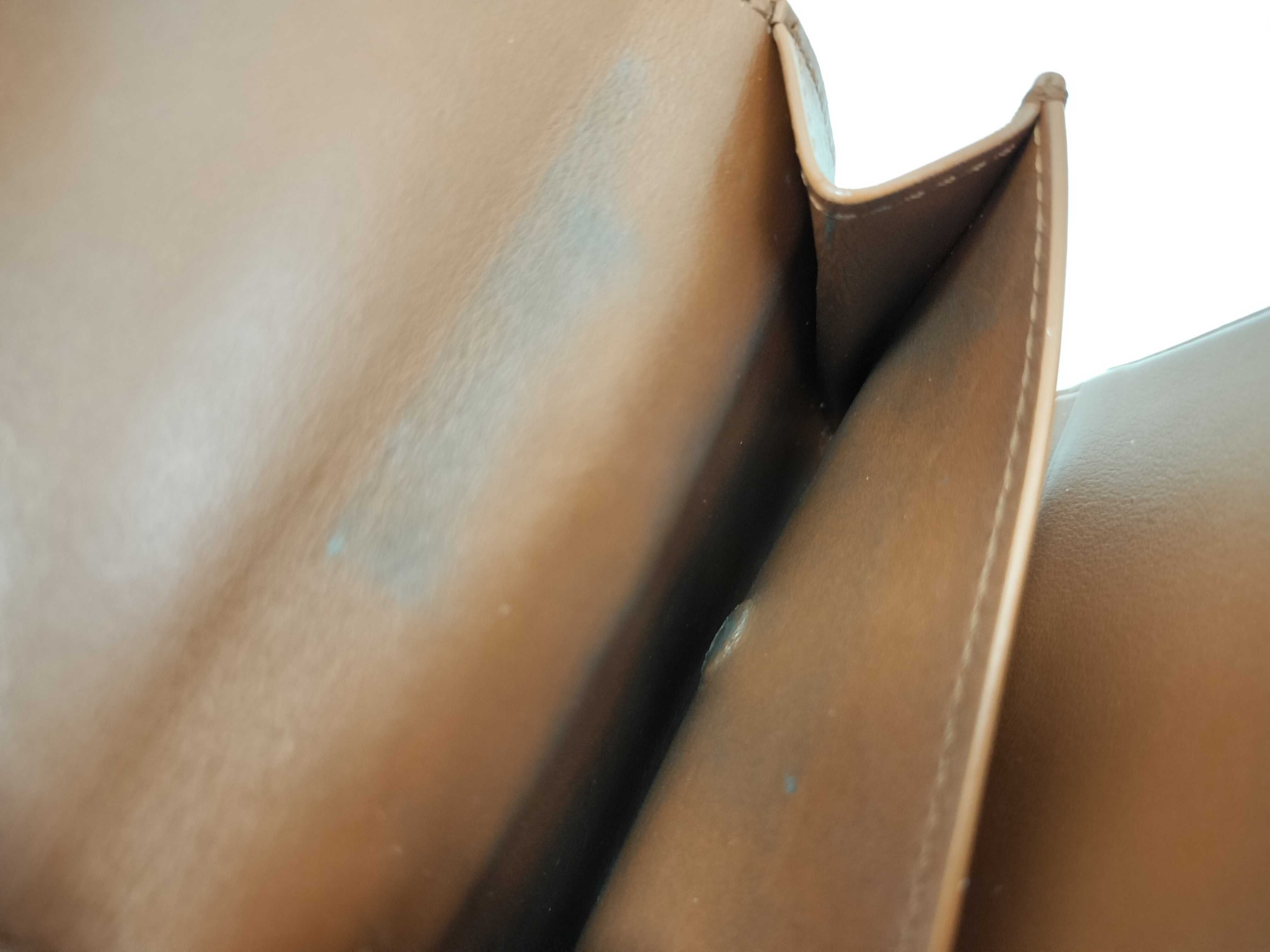 wallet — view 9