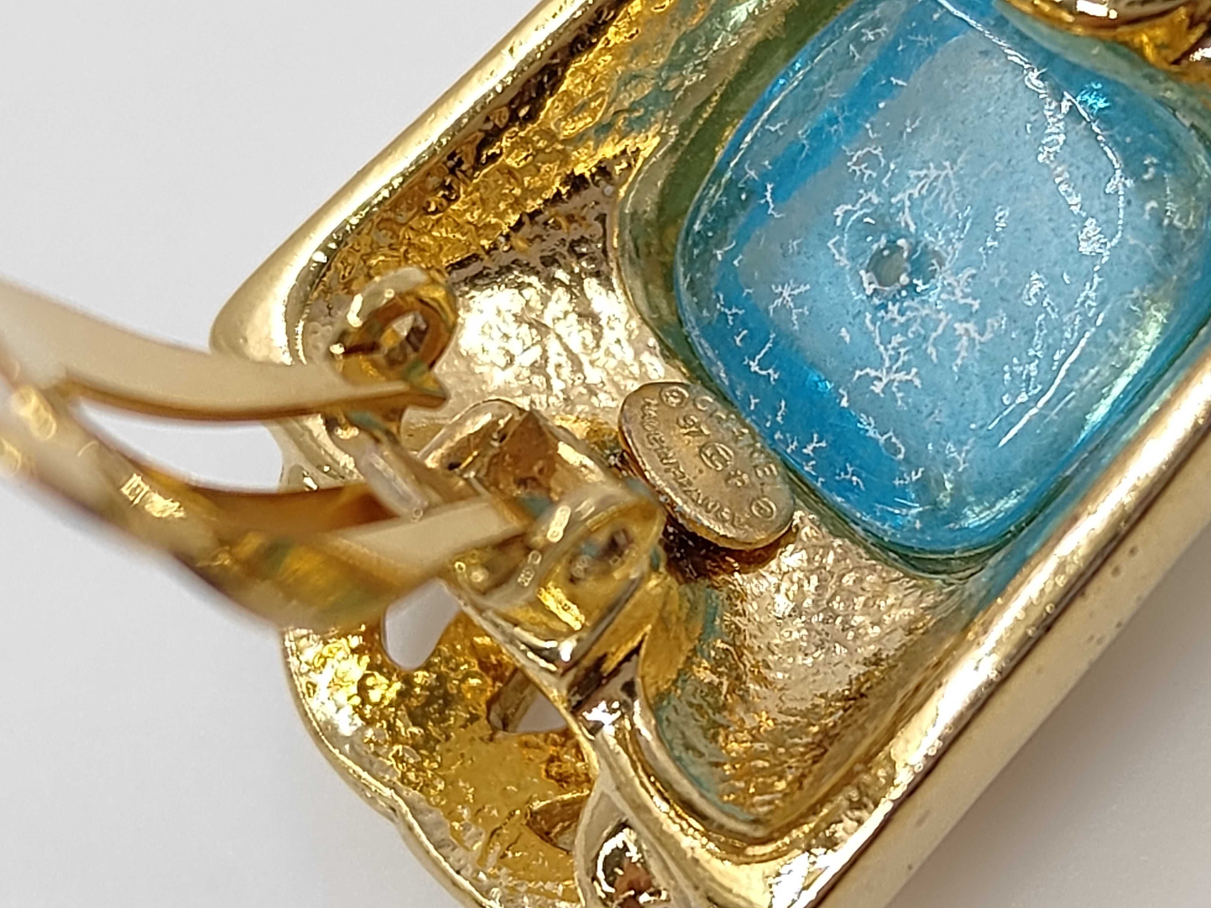 Earrings — view 5