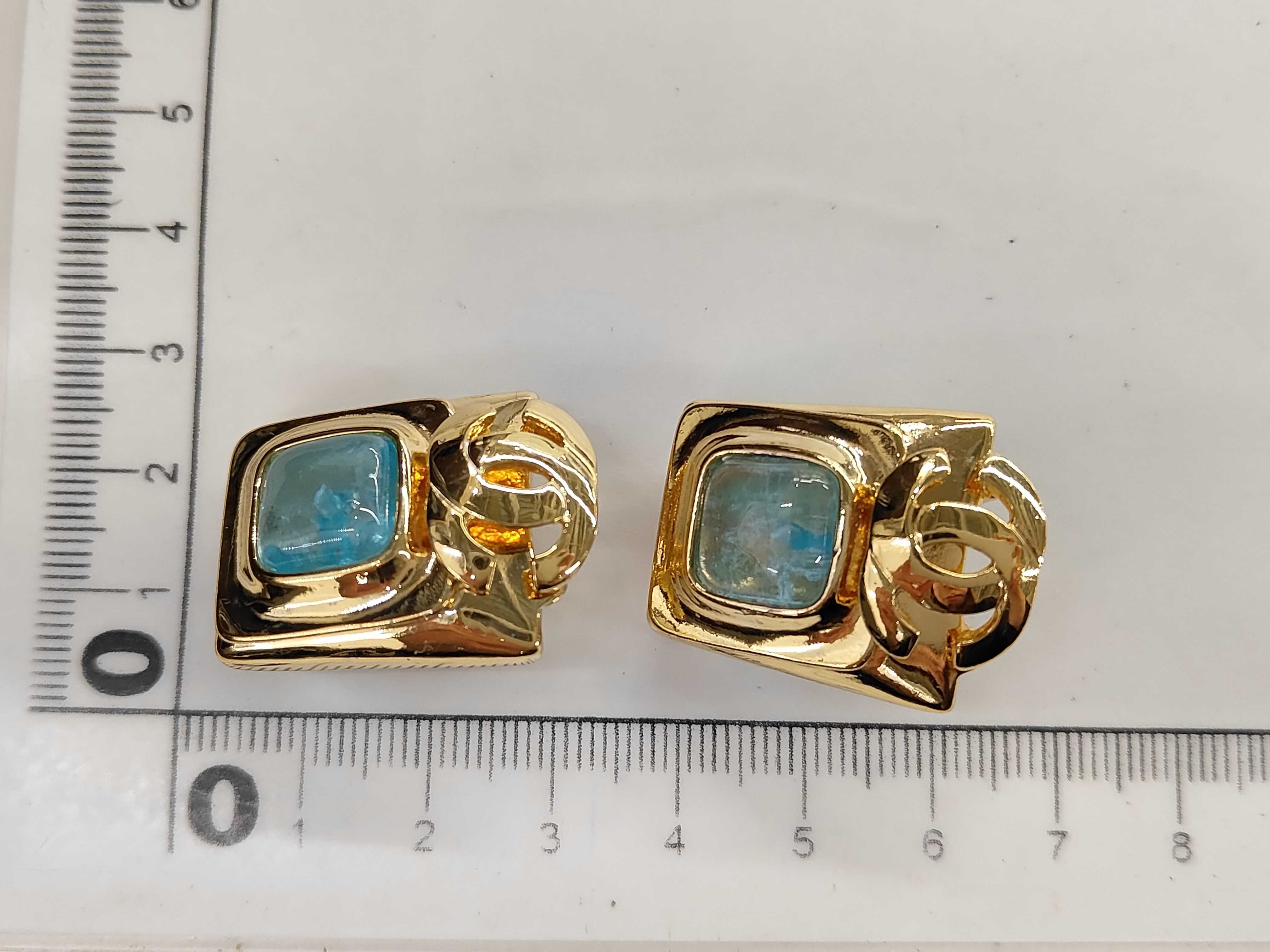 Earrings — view 6