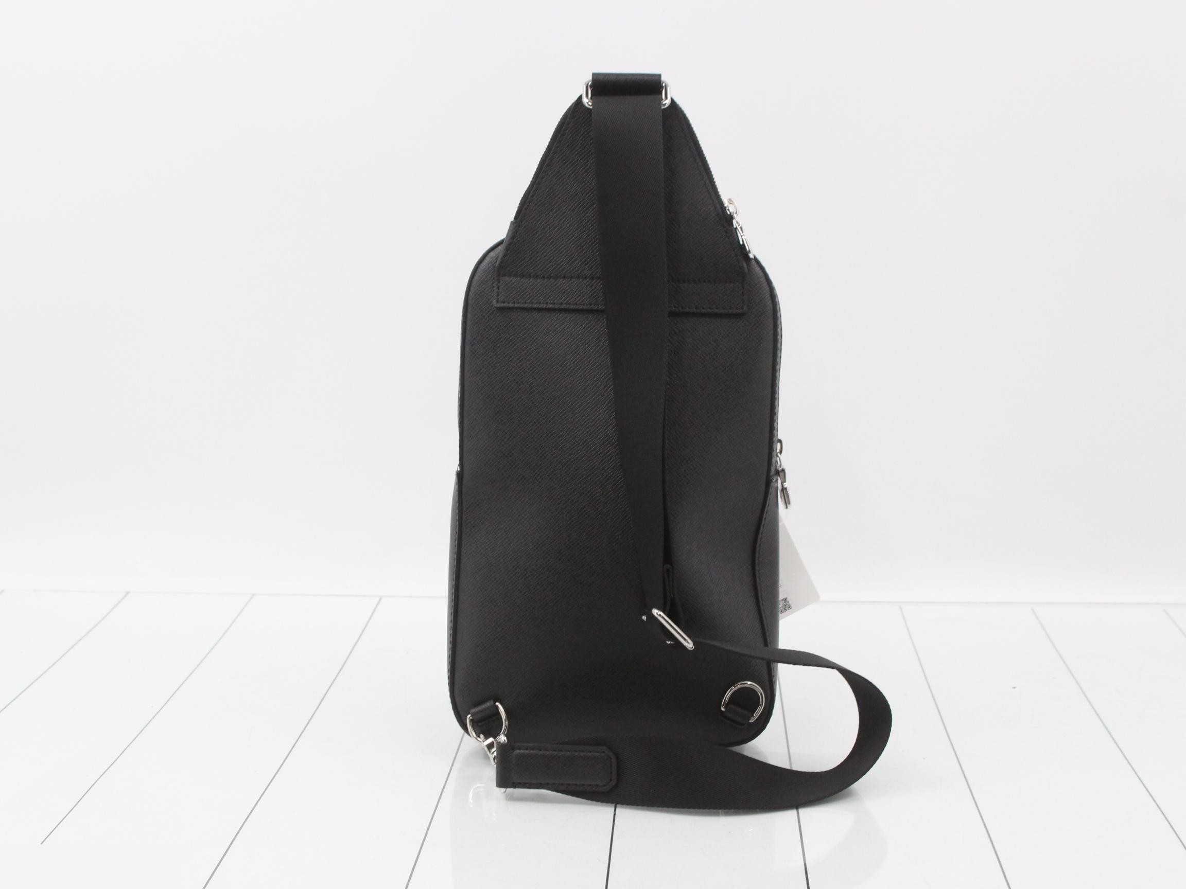 Unused LV Taiga M30863 — view 2