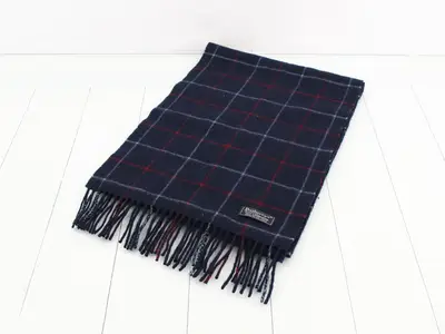 Navy check pattern, 100% lamb's wool.