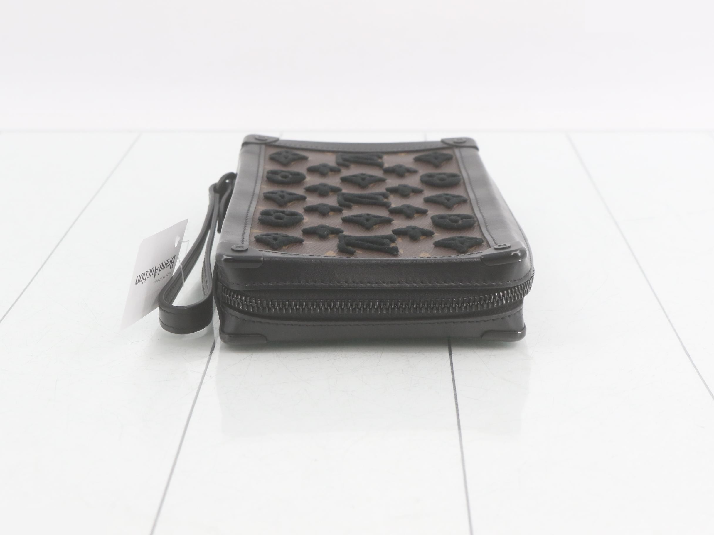 Monogram Tuftage Soft Trunk Clutch Second Bag — view 3